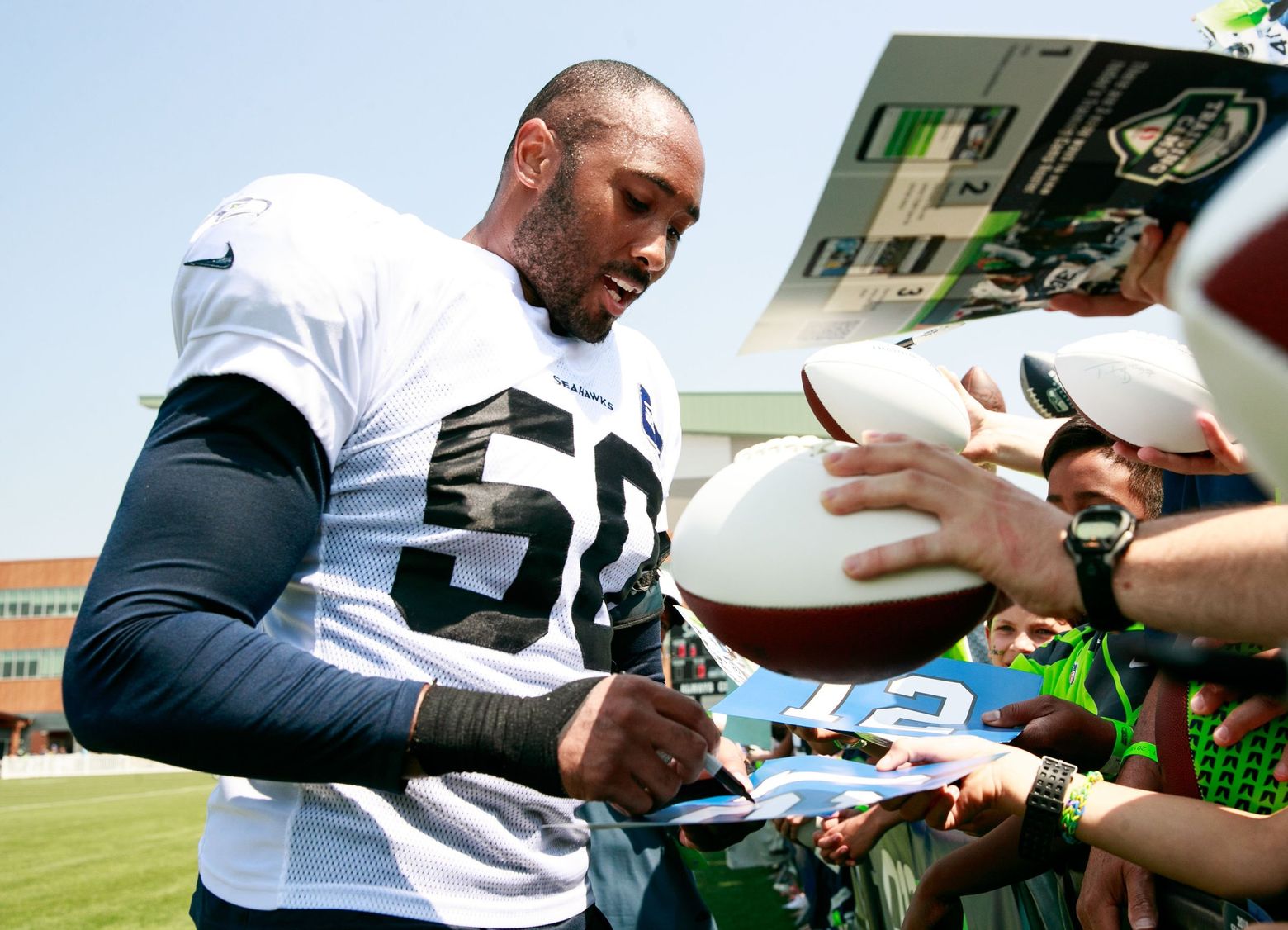 Seahawks linebacker K.J. Wright will miss Panthers game with injury, Seahawks