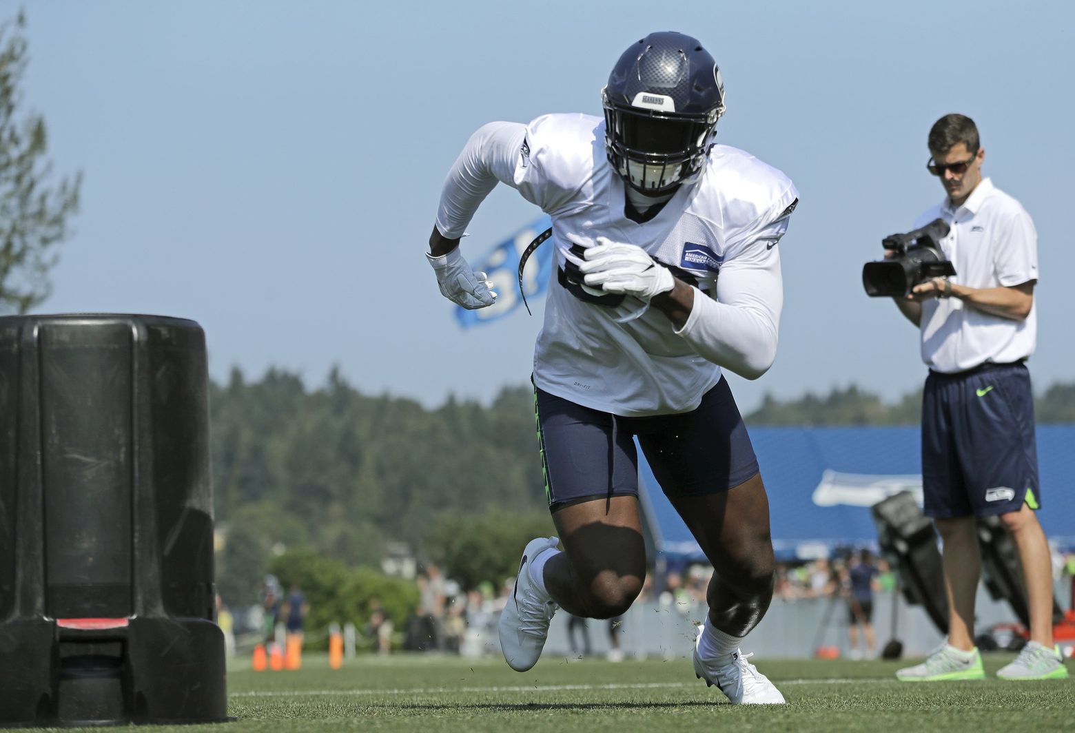 Week 15: Seahawks Frank Clark set to face hobbled Rams Andrew