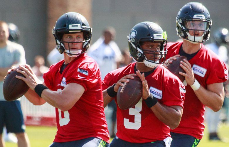 Seattle Seahawks quarterback Alex McGough (5) scrambles with the ball  during the fourth quarter of a game against the Los Angeles Chargers played  at the StubHub Center in Carson, CA on Saturday