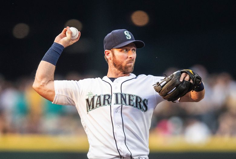 James Paxton back to his dominant form, leading Mariners to victory over  the Astros