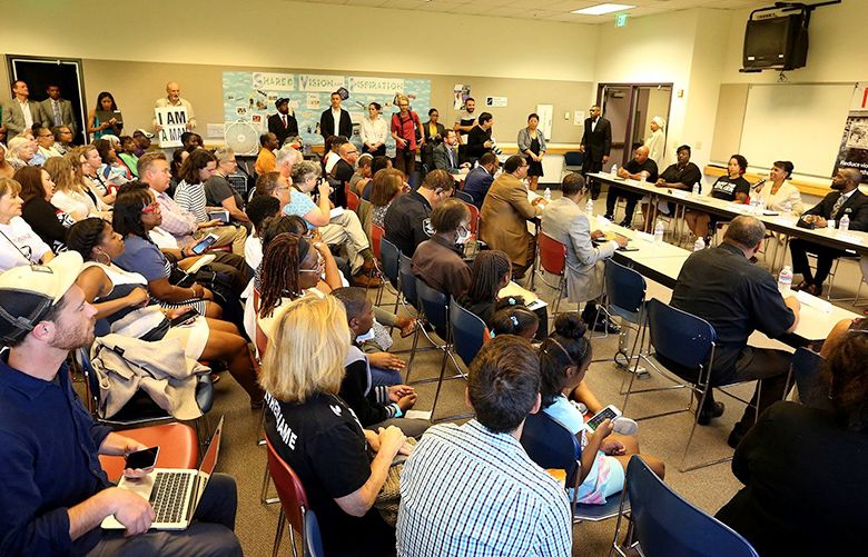3 finalists for Seattle police chief job pledge at public forum to hold ...
