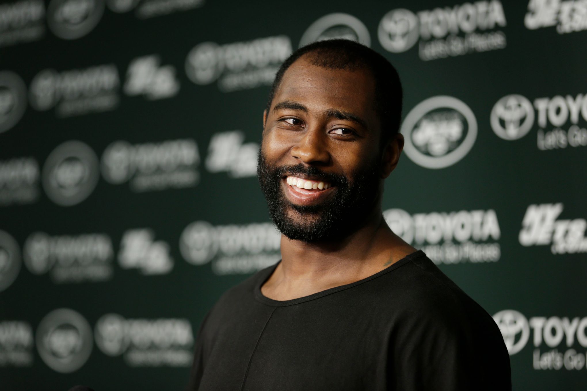 Star cornerback, onetime Buc Darrelle Revis retiring after 11 NFL seasons