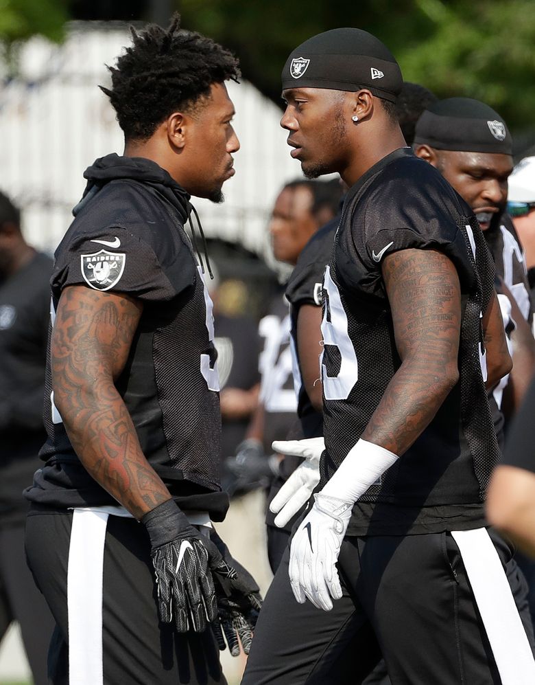 What Bruce Irvin signing says about Khalil Mack status with