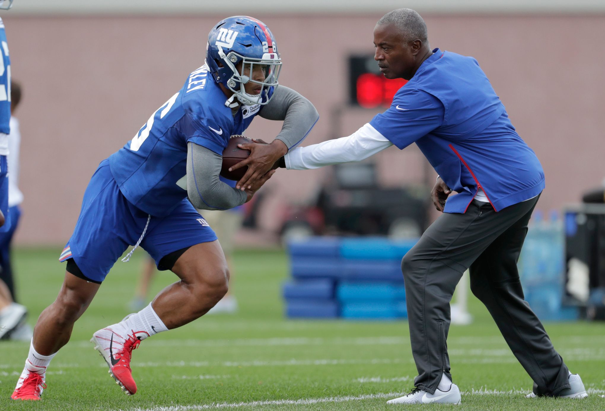 Saquon Barkley doesn't see himself in anything but Giants uniform