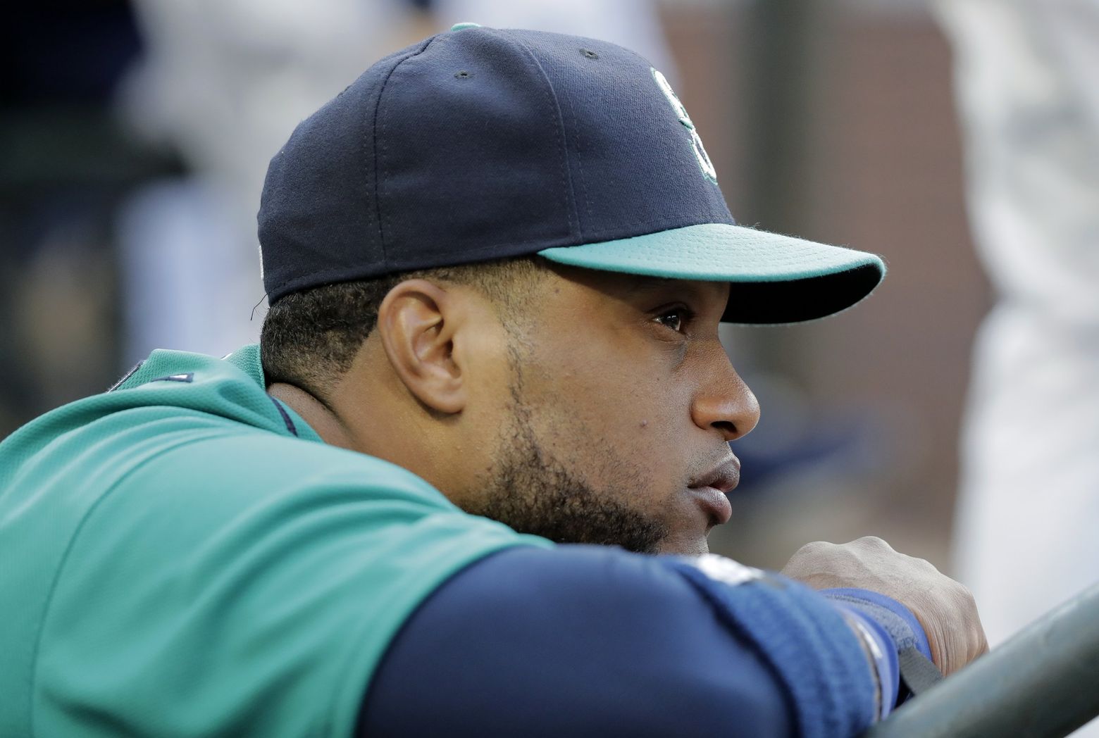 Mariners come back home to a large crowd and promptly get drilled 111