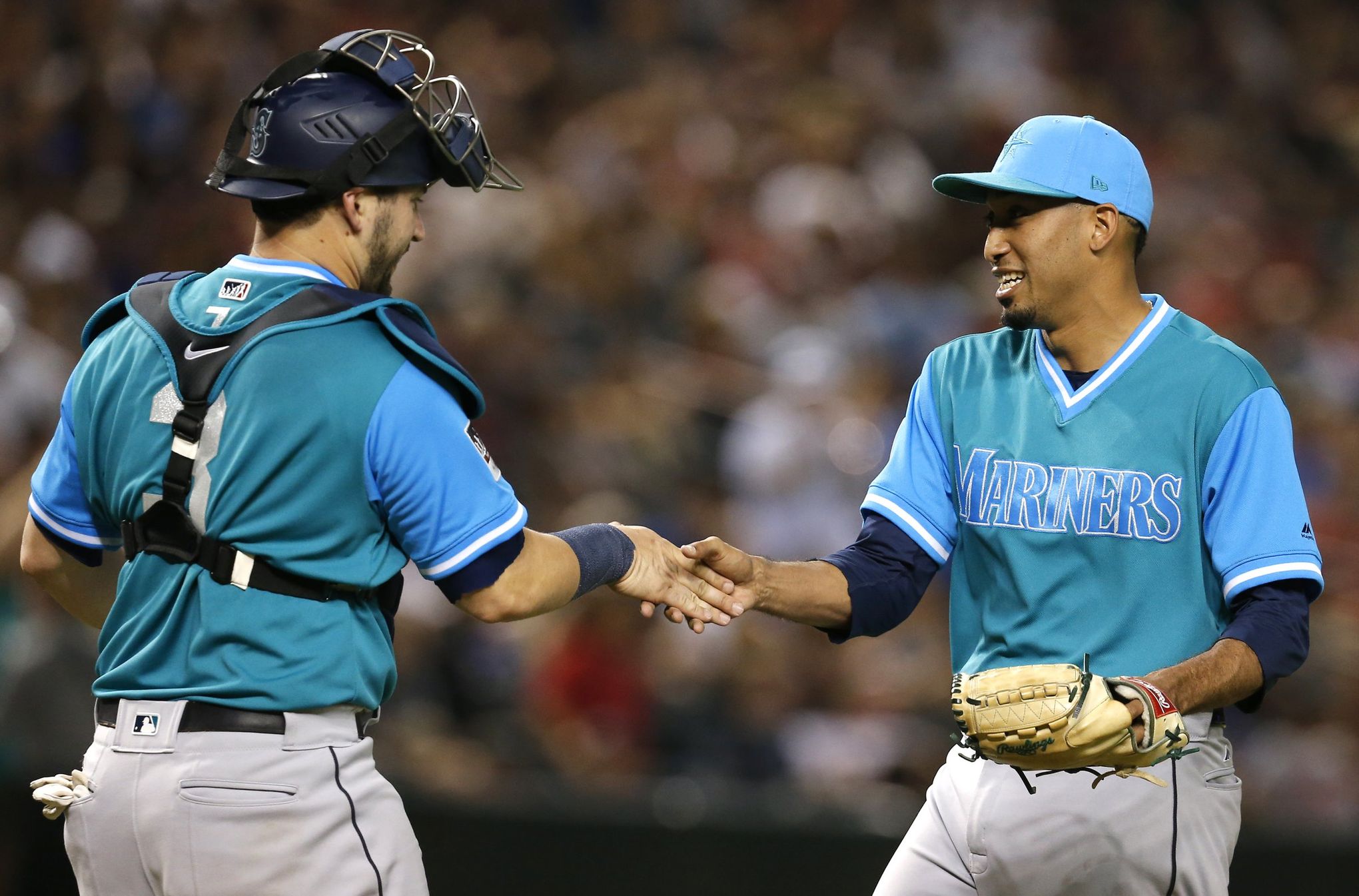 Mariners Edwin Diaz on pace for saves record