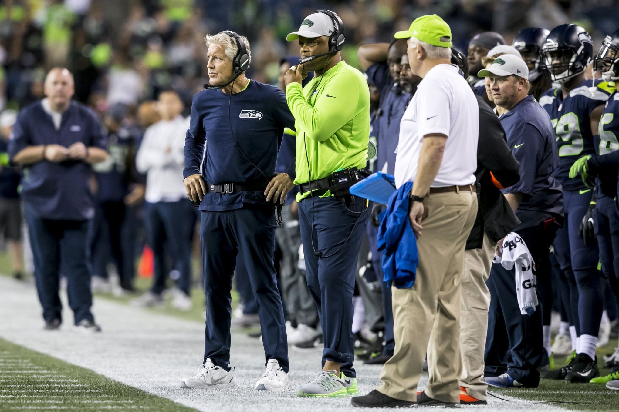 Seahawks passing game can overcome preseason running back injuries in 2023  - Field Gulls