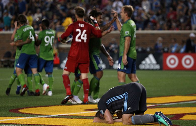 sounders-score-two-stoppage-time-goals-to-come-back-and-beat-minnesota