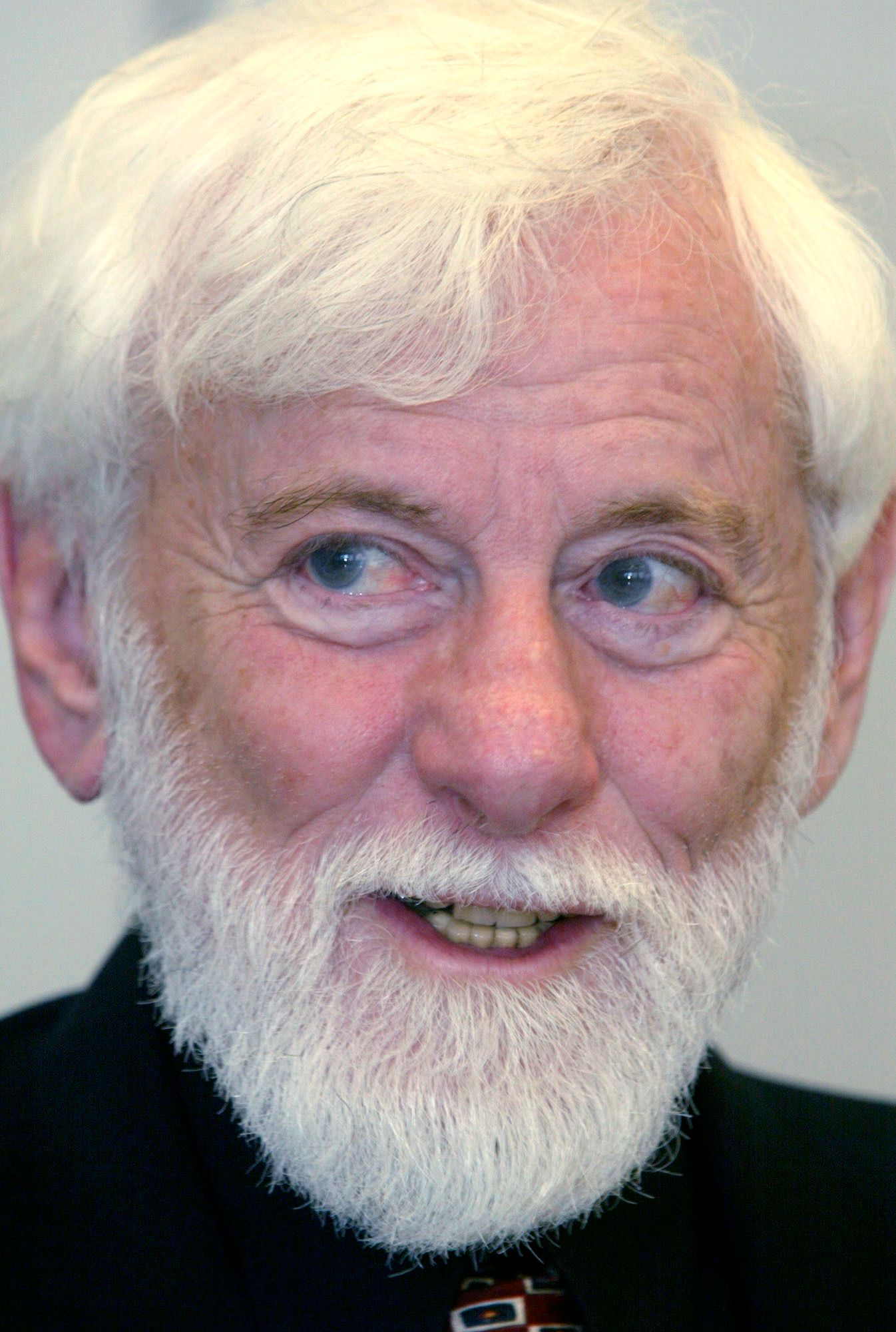 Israeli Journalist And Peace Activist Uri Avnery Dies At 94 | The ...