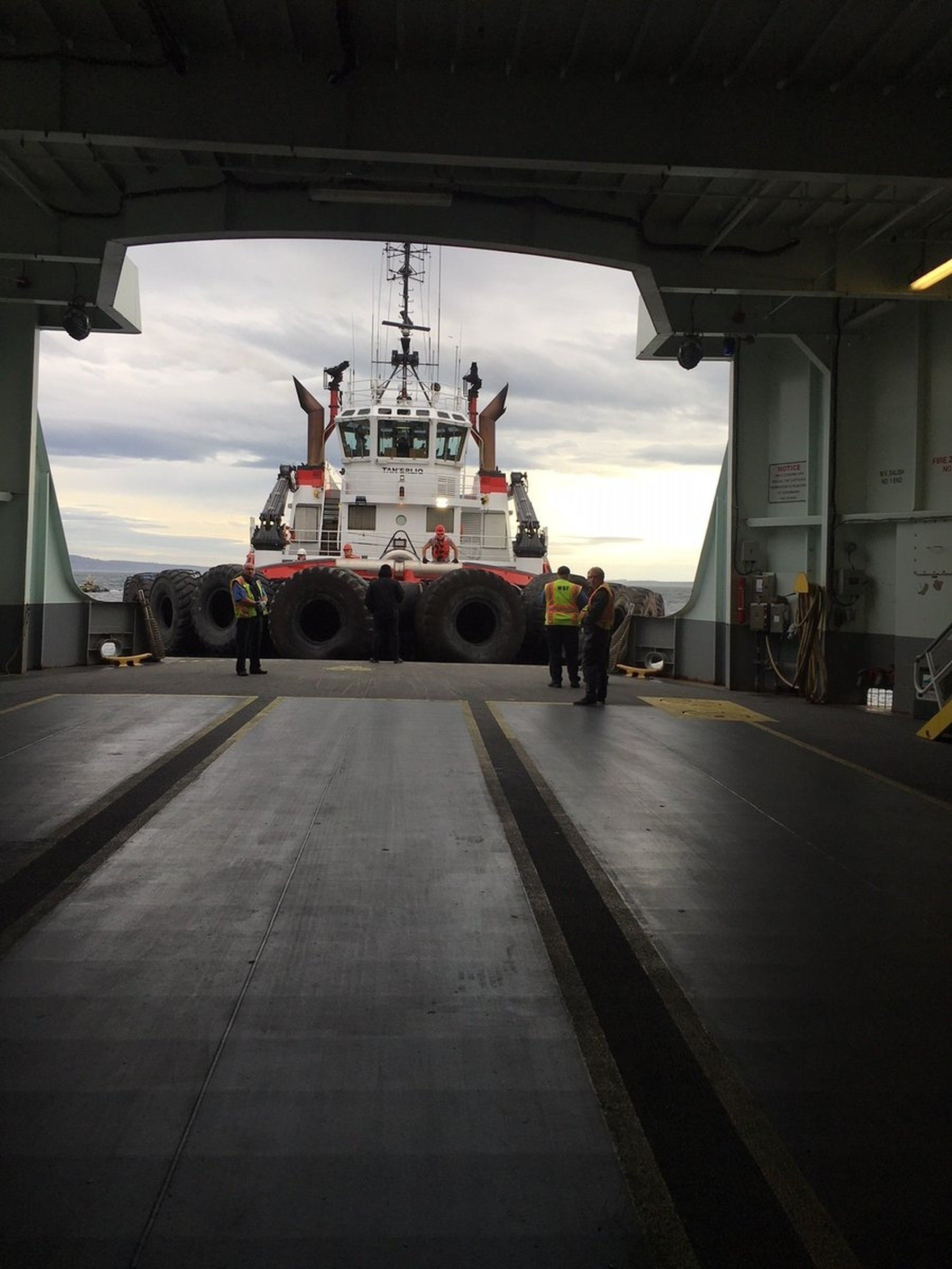 Ferry runs aground at Coupeville terminal; no one hurt, but boat