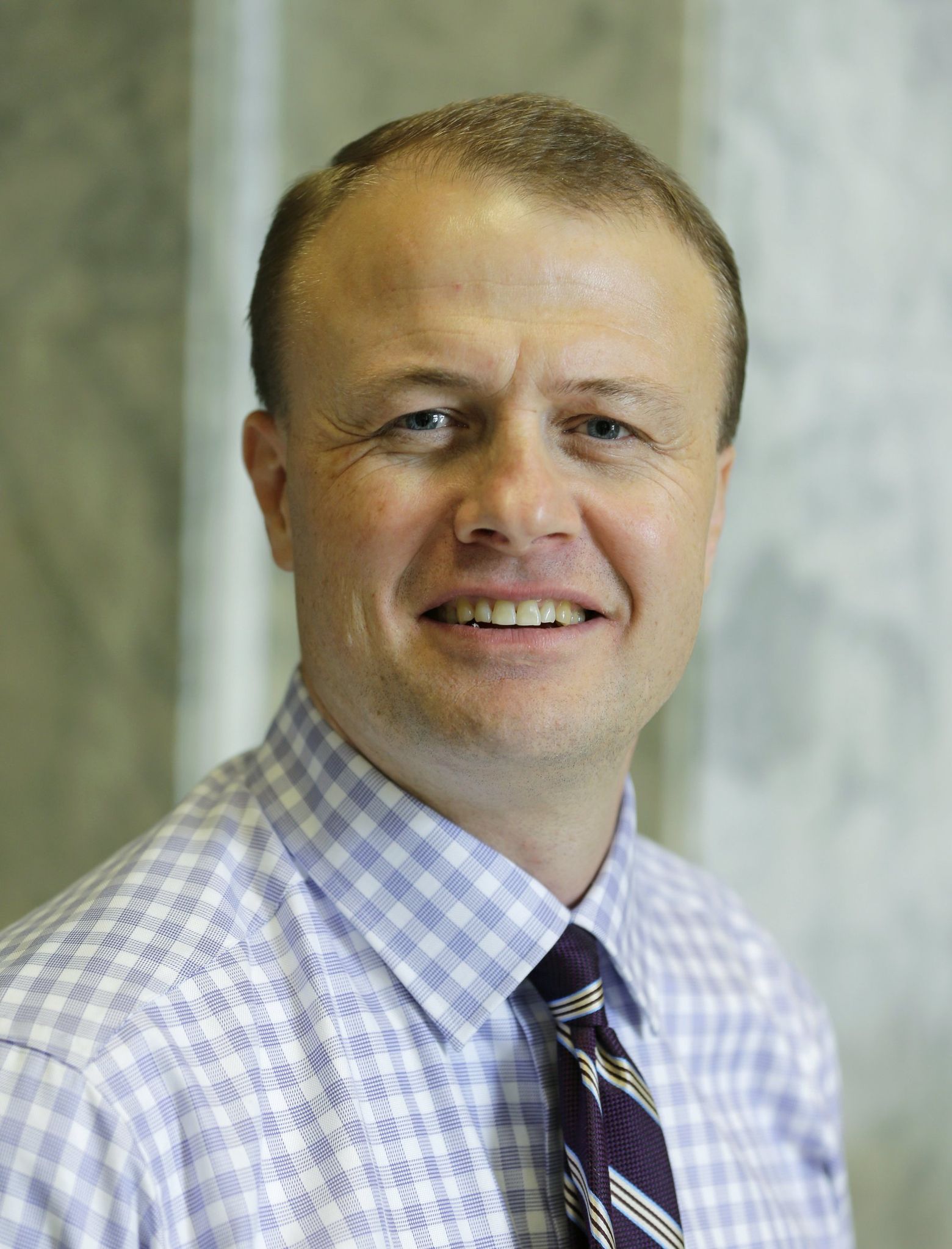 Judge boosts contempt fines against Tim Eyman in campaign-finance