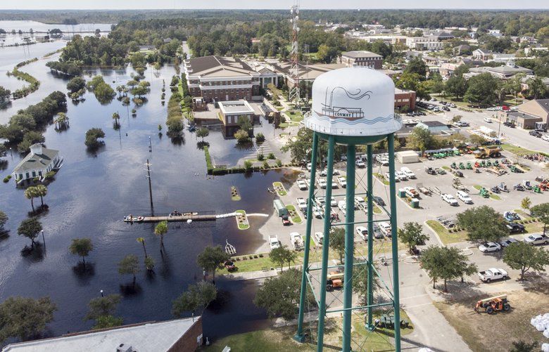 The Waccamaw River floods Conway, S.C., on Wednesday, Sept. 26. (Jason Lee/The Sun News via AP)