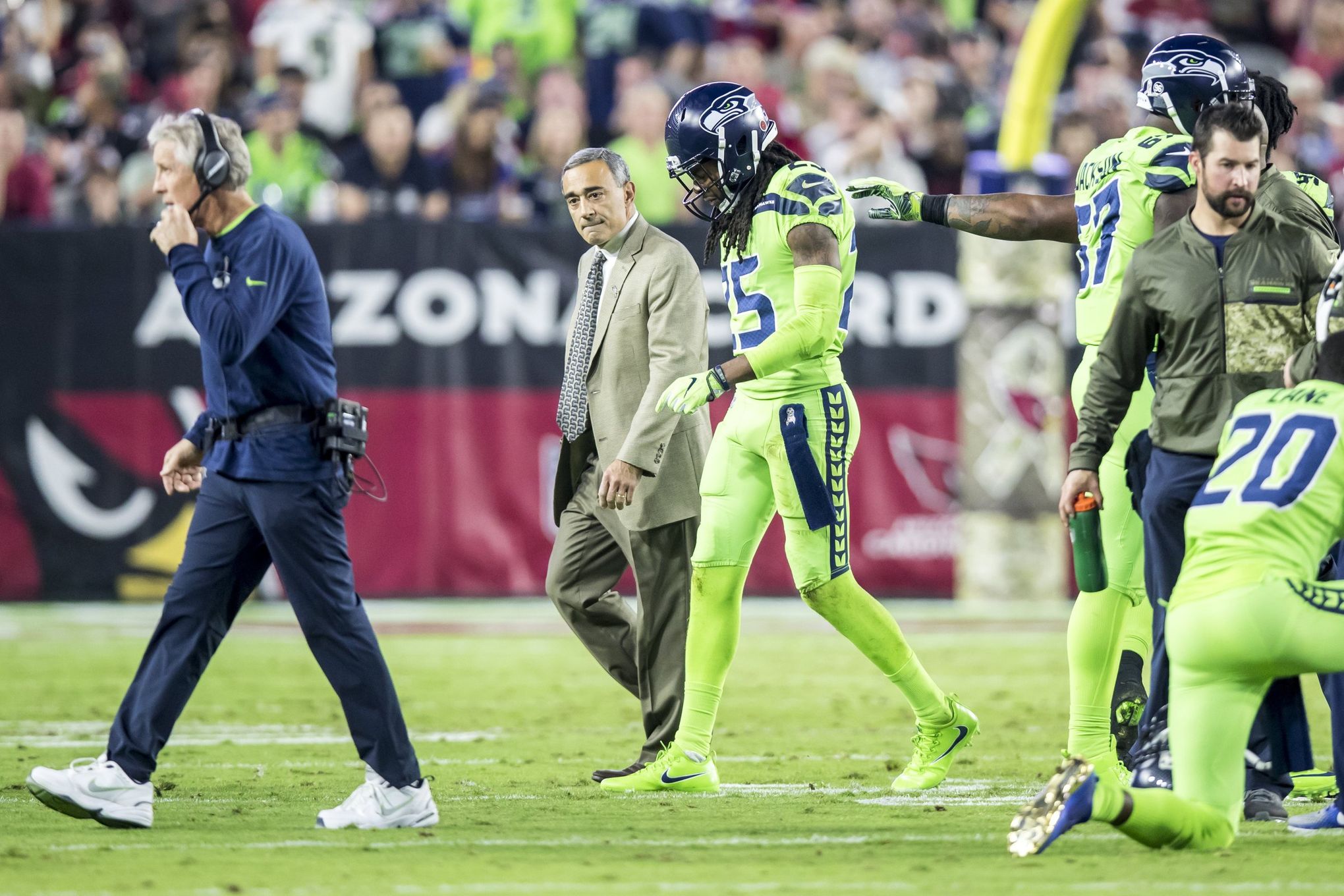 Seattle Seahawks suffer first defeat as they lose to the Arizona