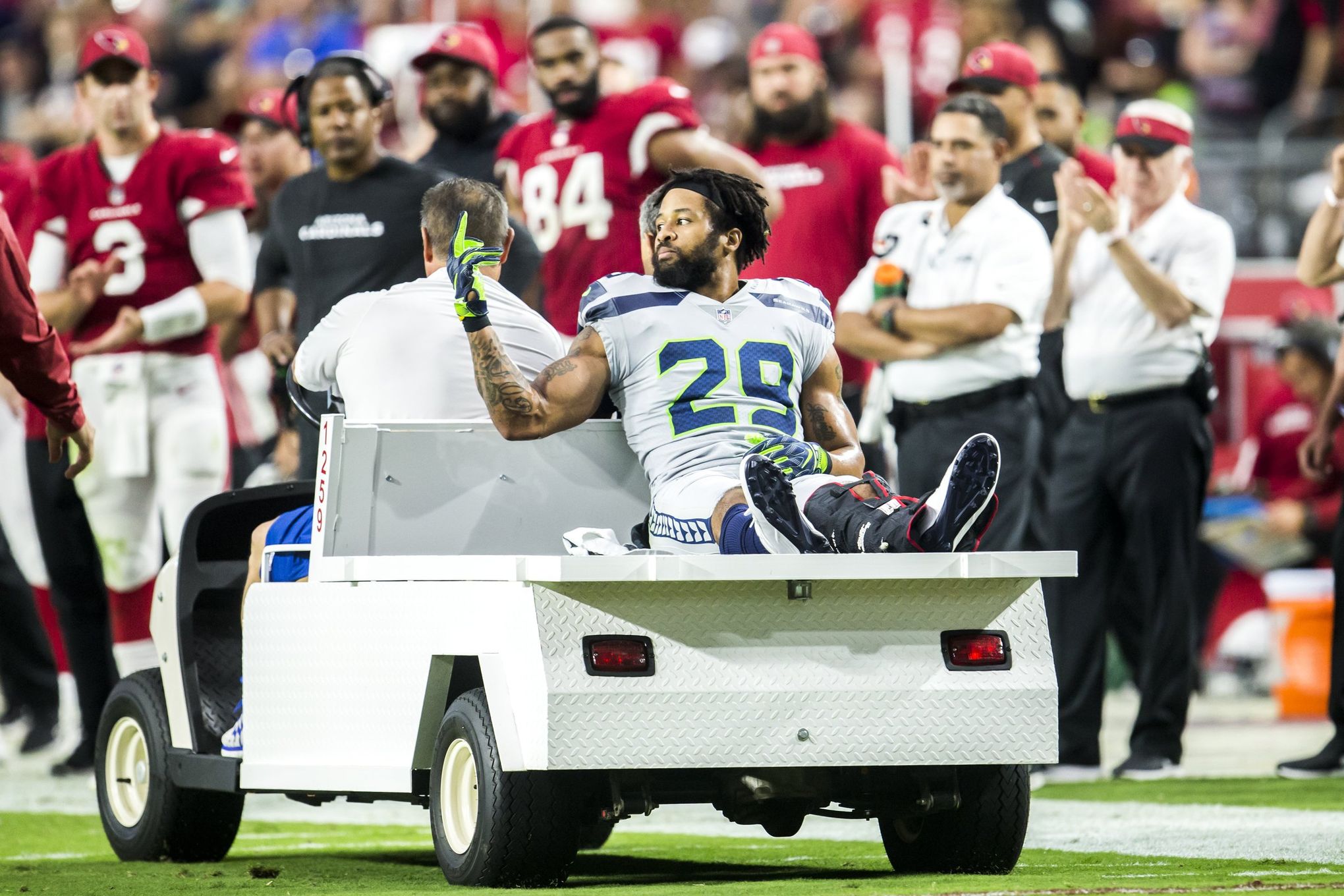 Seahawks' Earl Thomas out for year with broken leg