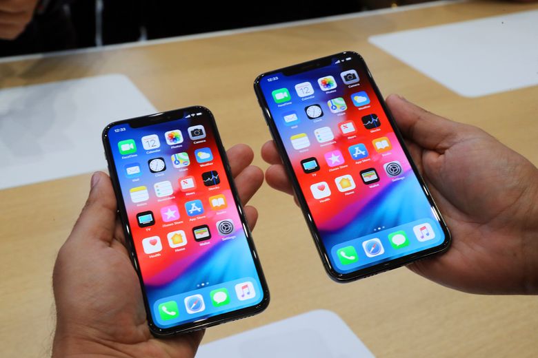 iPhone Xs and iPhone Xs Max bring the best and biggest displays to iPhone -  Apple