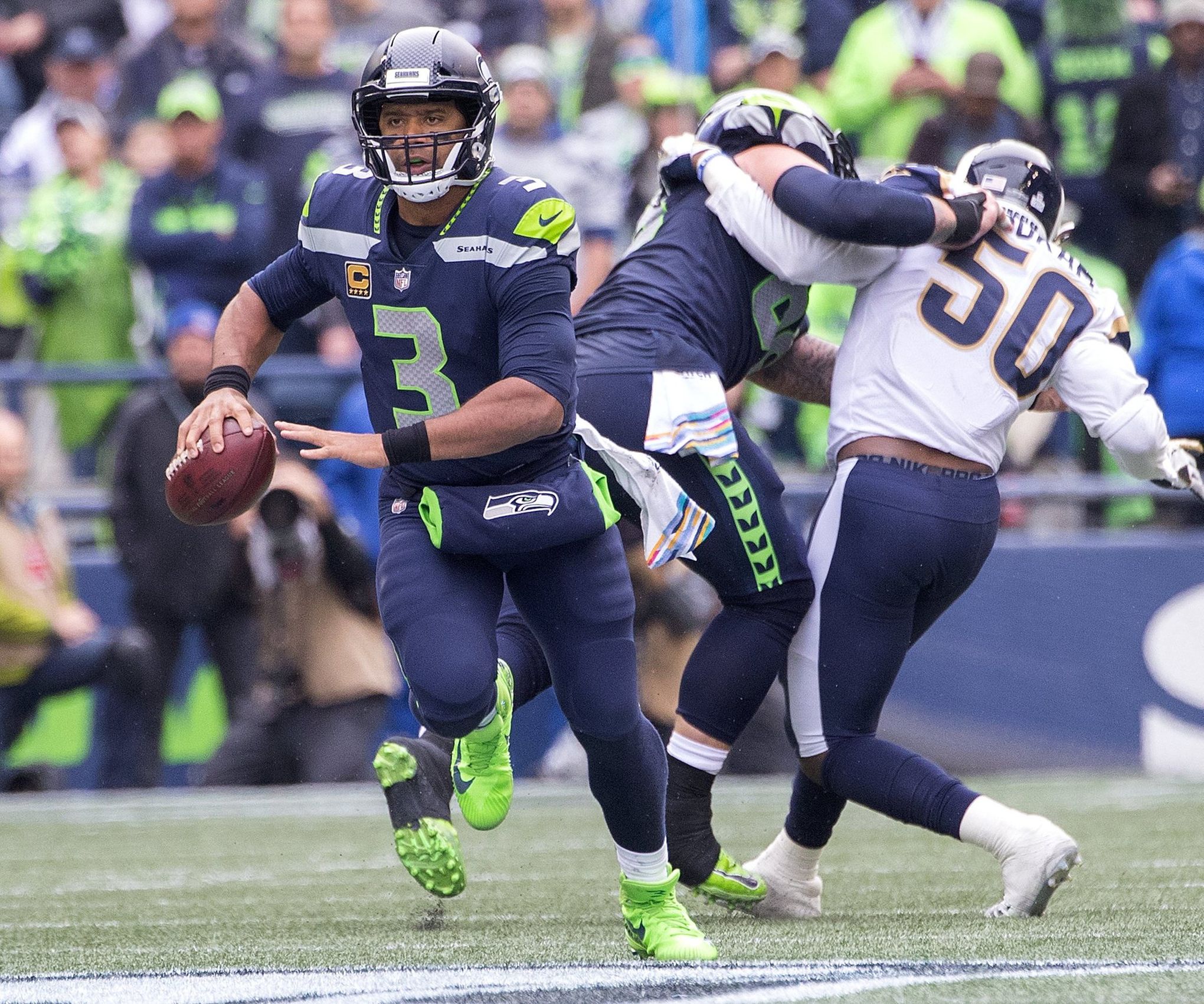 Pete Carroll reiterates Seahawks are keeping Frank Clark