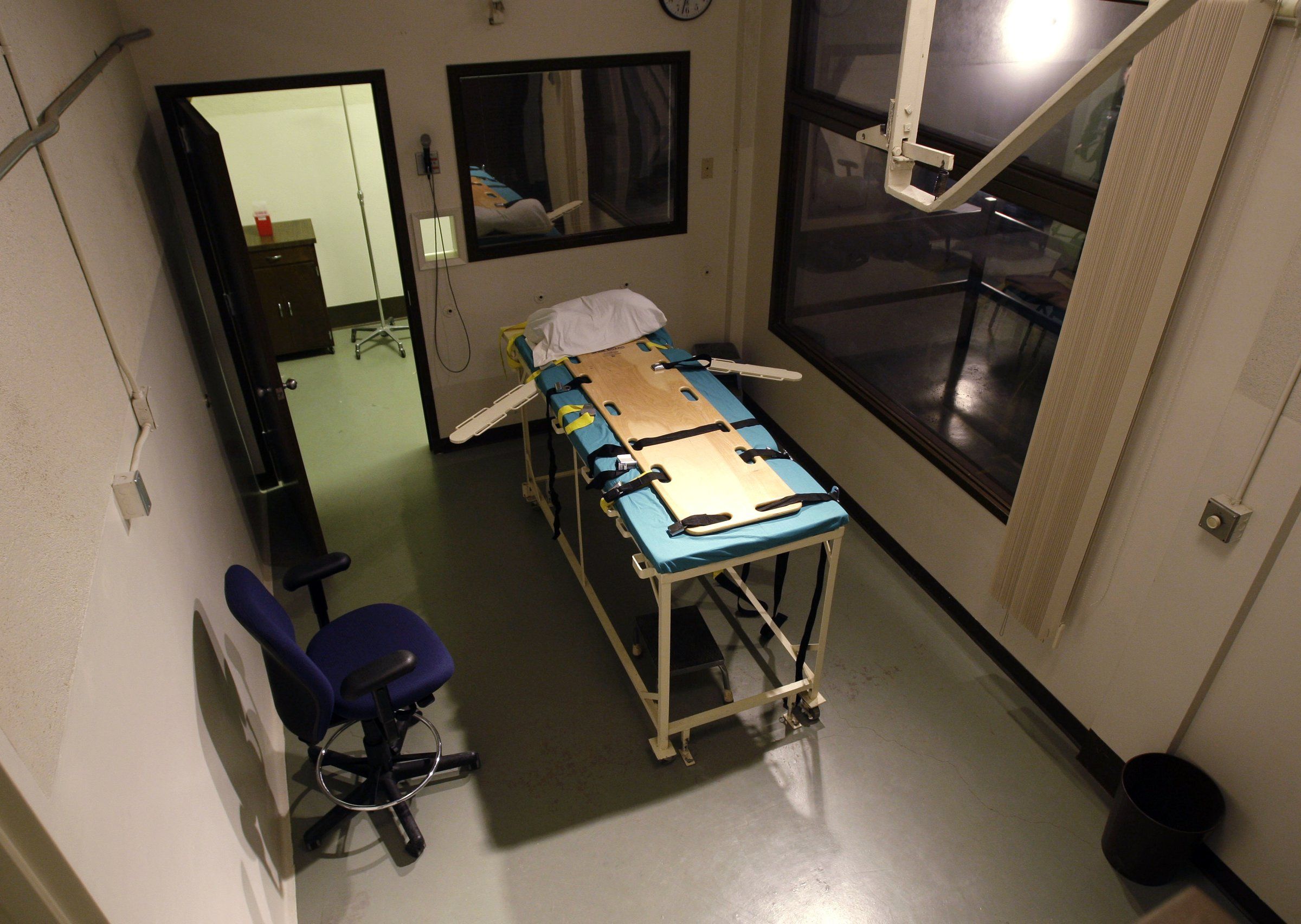 Death penalty struck down by Washington Supreme Court taking 8