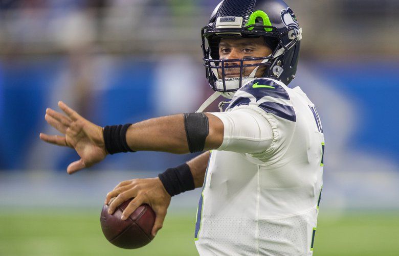 Wilson throws 3 TDs in 2nd quarter, Seahawks top Lions 28-14