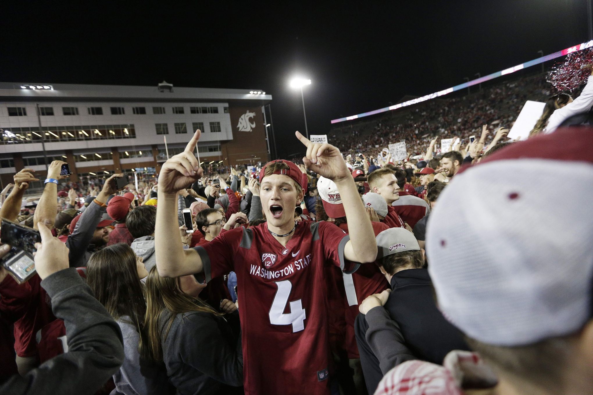 Through the Lens: No. 3 Stanford sweeps WSU to end Cougs season – The Daily  Evergreen