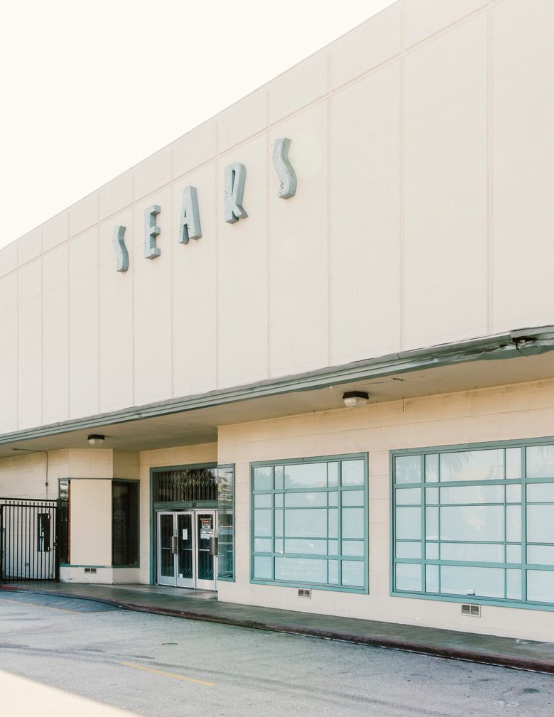 Is Sears a turnaround candidate or 'walking zombie'?