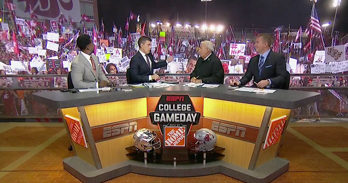 ESPN College GameDay - General - National Football Foundation