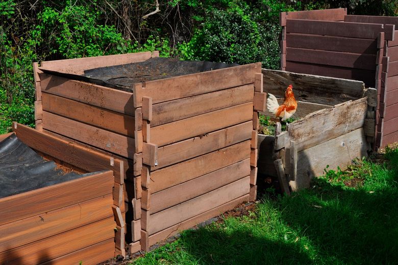 Fall is the perfect time to build a compost bin