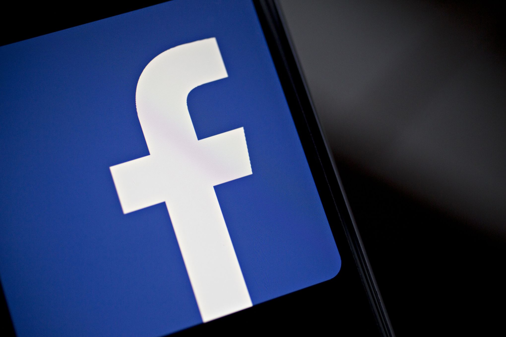 Beware of These 9 Android Apps That Are Stealing Facebook Login