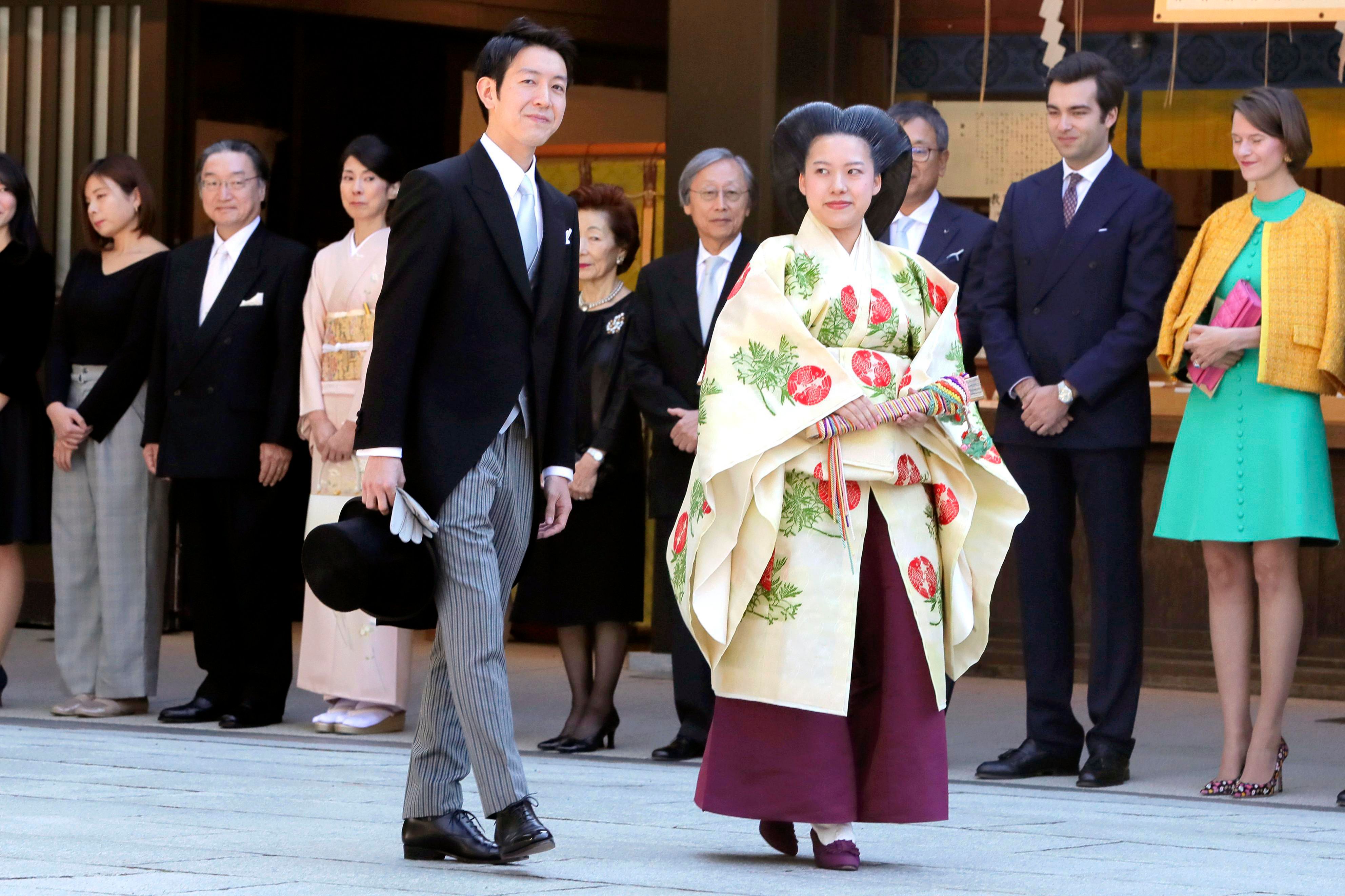 Japanese Princess Ayako marries commoner at shrine ceremony | The