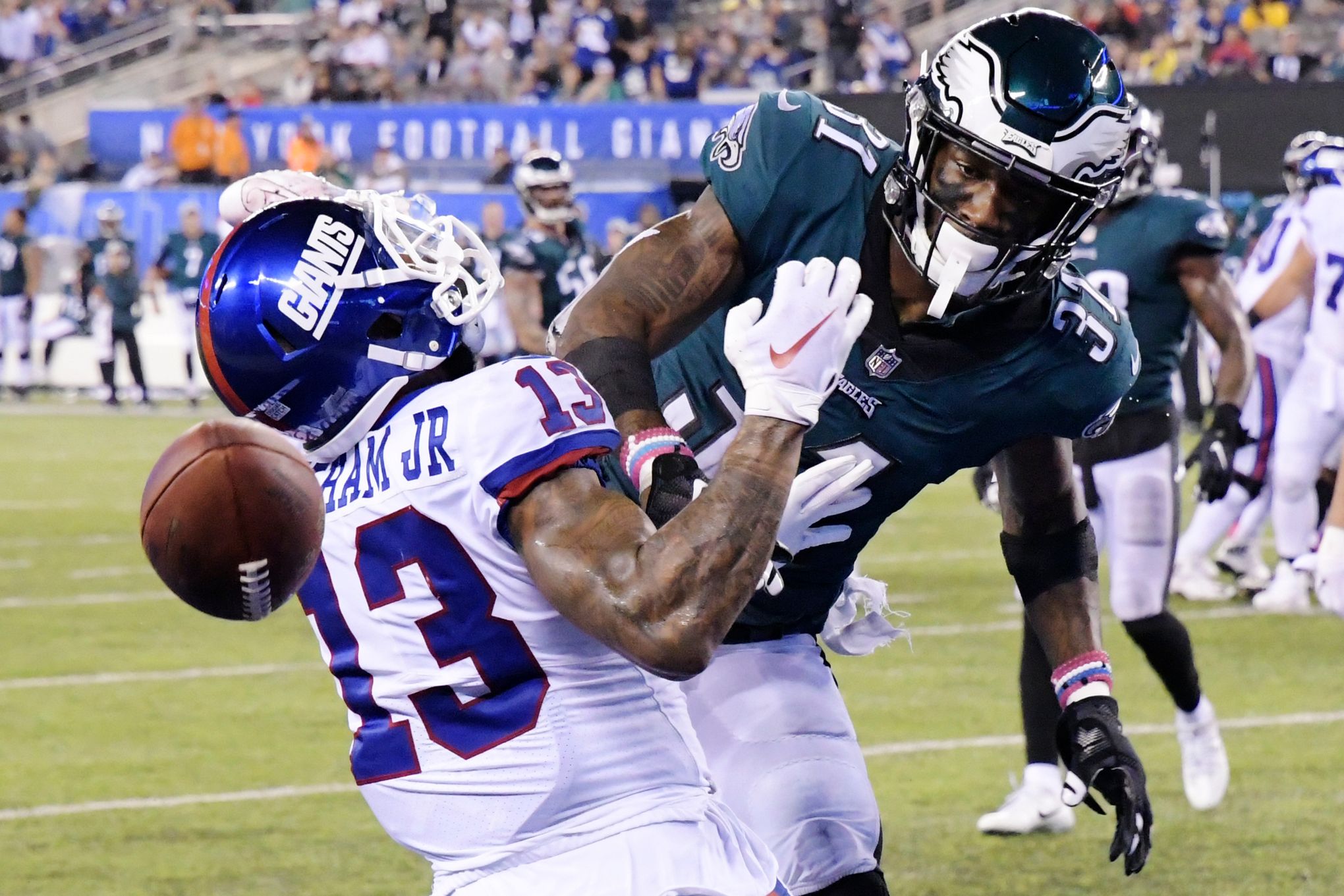 Eagles Can't Make Up Ground in NFC East with Loss at NY Giants