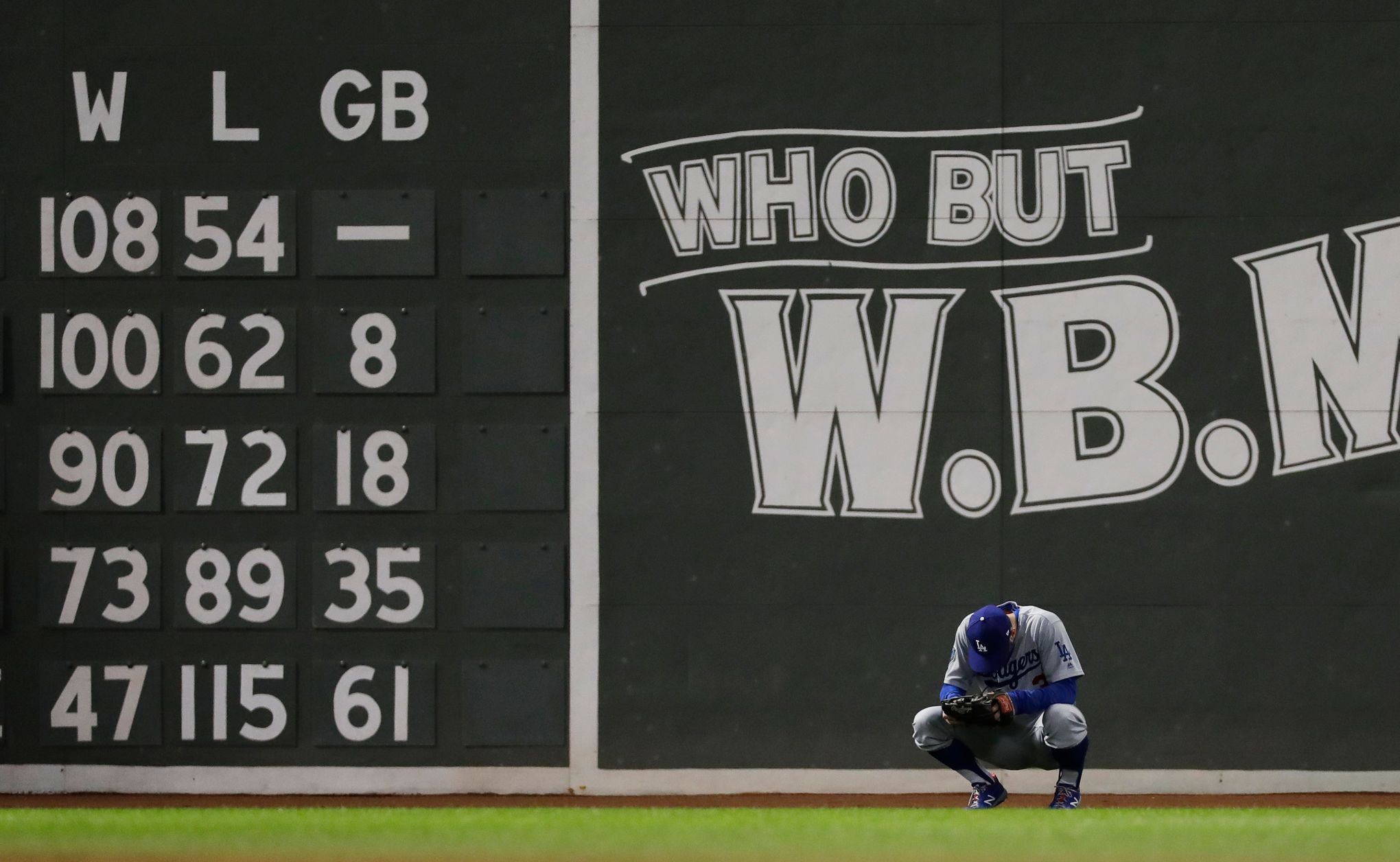 World Series: Dodgers coach complains about 'brutal' Fenway