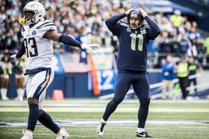 Three impressions from the Seahawks' 25-17 loss to the Los Angeles Chargers