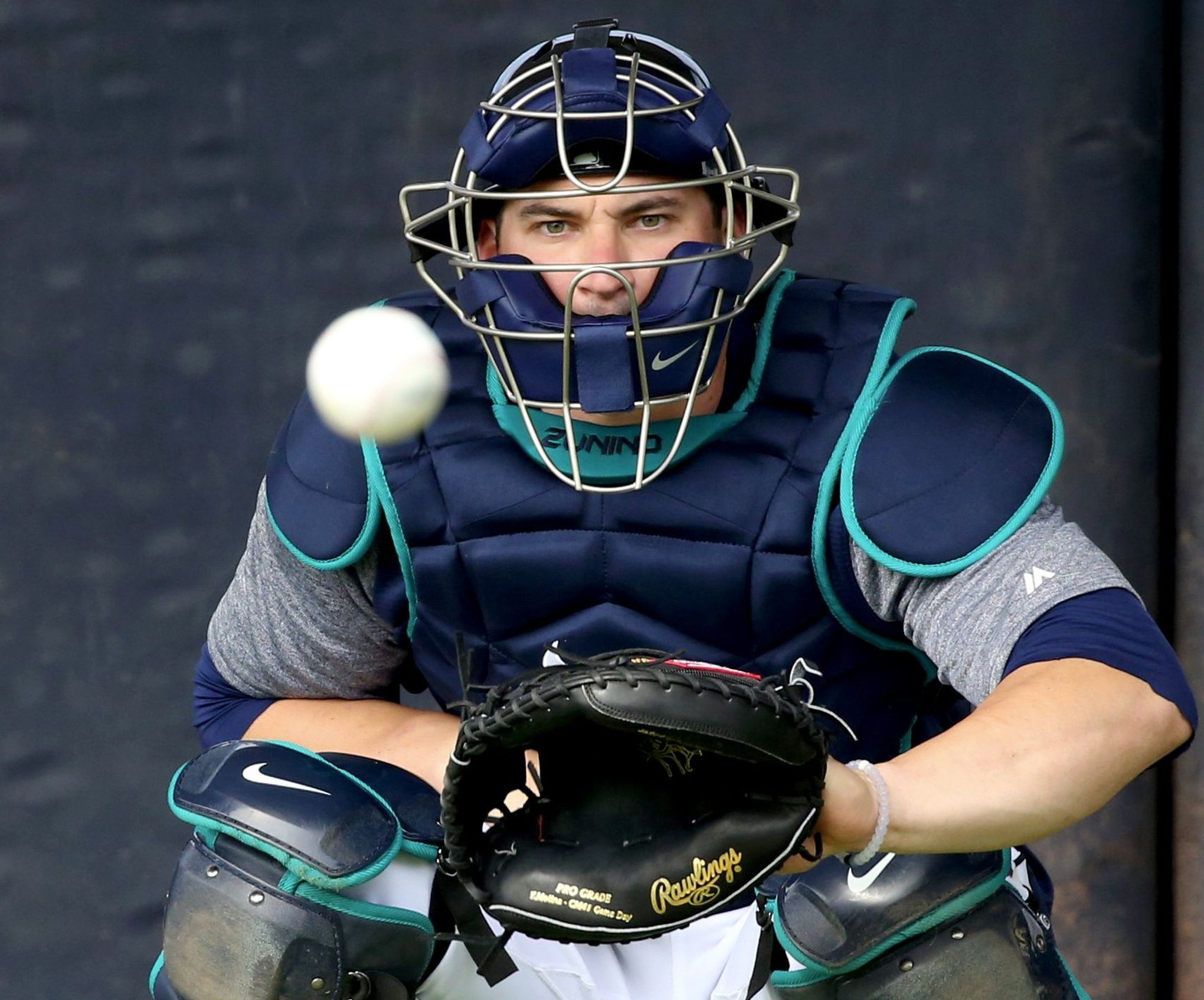 Seattle Mariners trading Mike Zunino to Tampa Bay Rays 