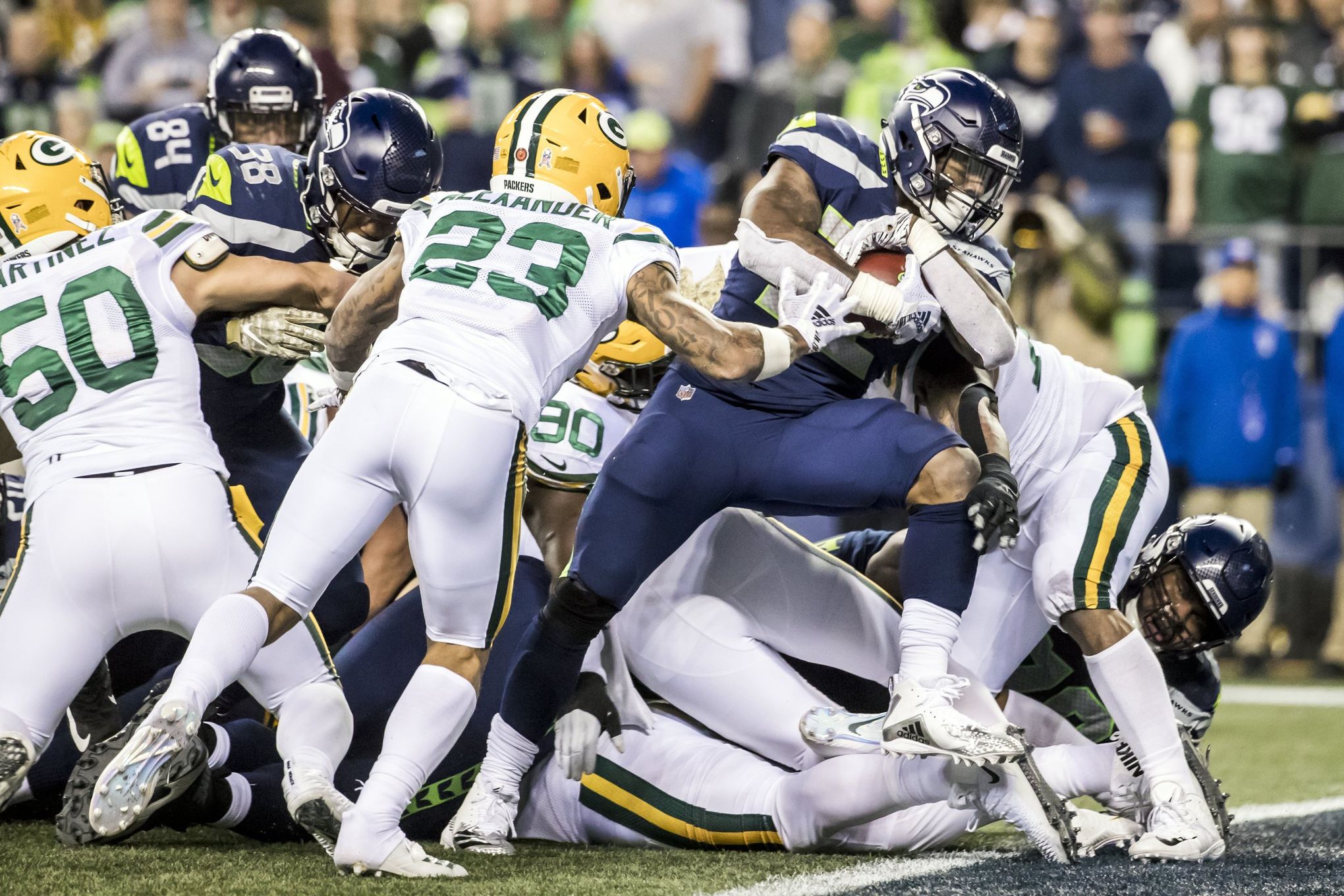 Seattle, Washington, USA. 15th Nov, 2018. Seahawk NICK VANNETT (81) during  a NFL game between the Seattle Seahawks and the Green Bay Packers. The game  was played at Century Link Field in