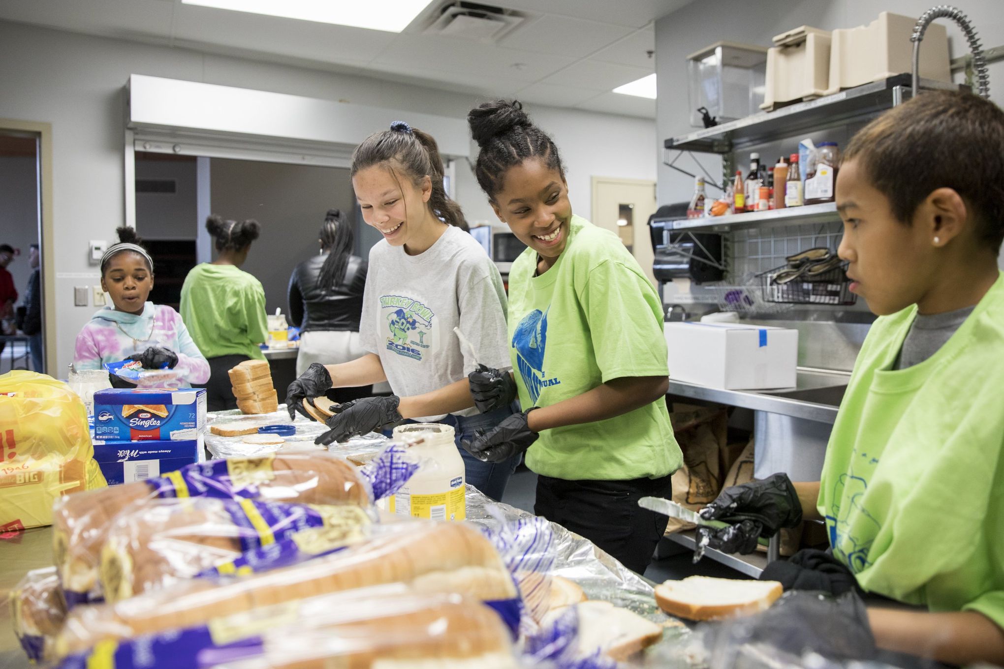 Thanksgiving 2023: L.A. County residents feed needy, embrace