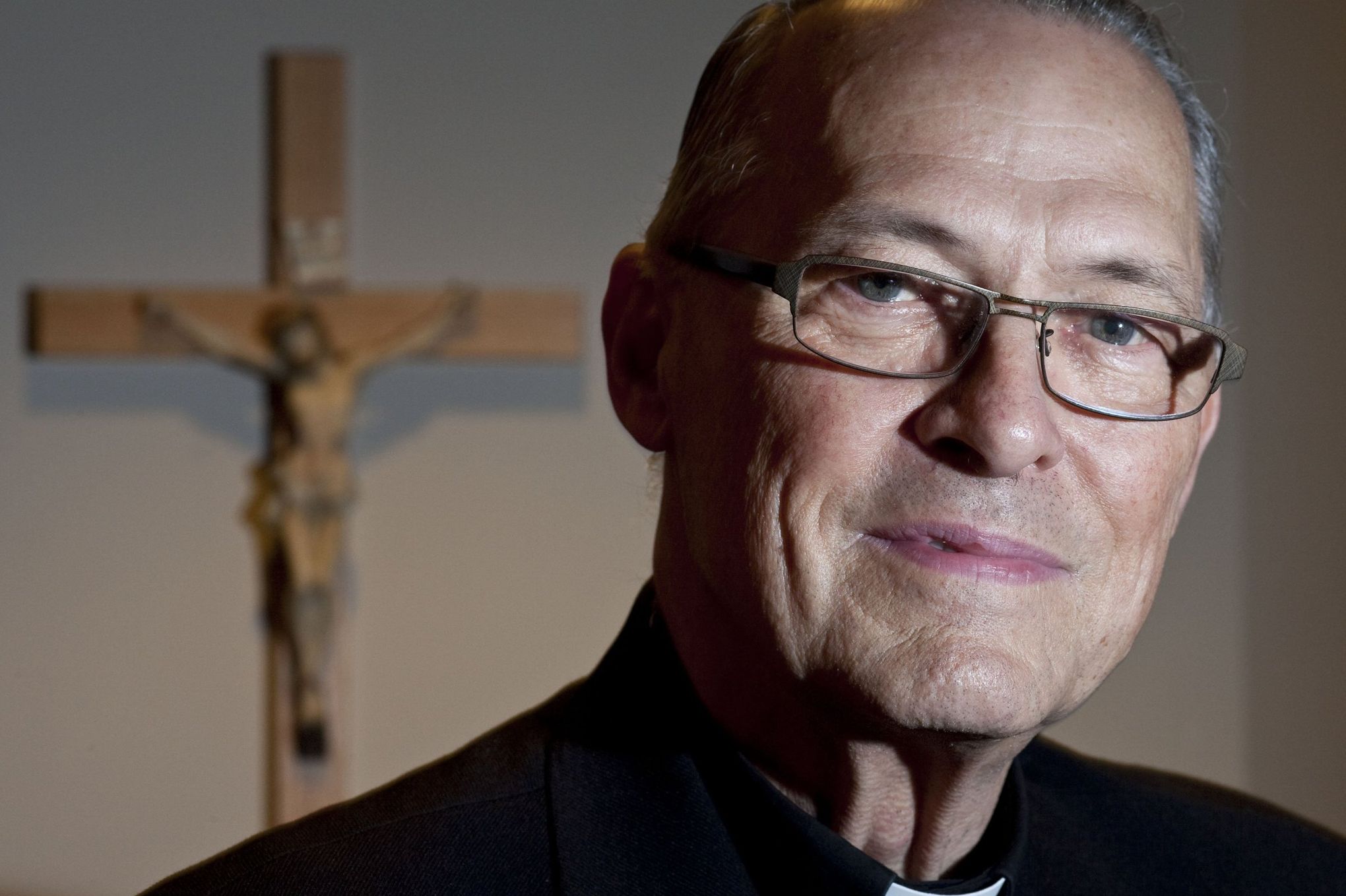 Alexander Brunett, Seattle archbishop who oversaw expansions amid  burgeoning sex-abuse scandal, dies at 86 | The Seattle Times