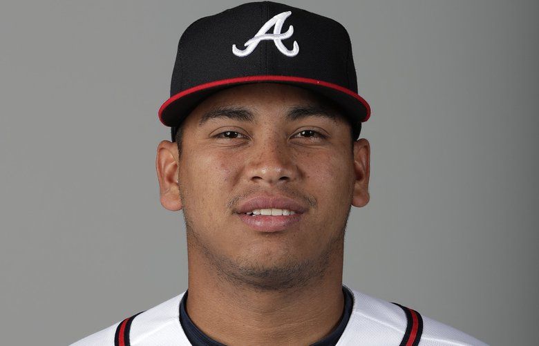 Mariners acquire left-handed pitcher Ricardo Sanchez from the Braves