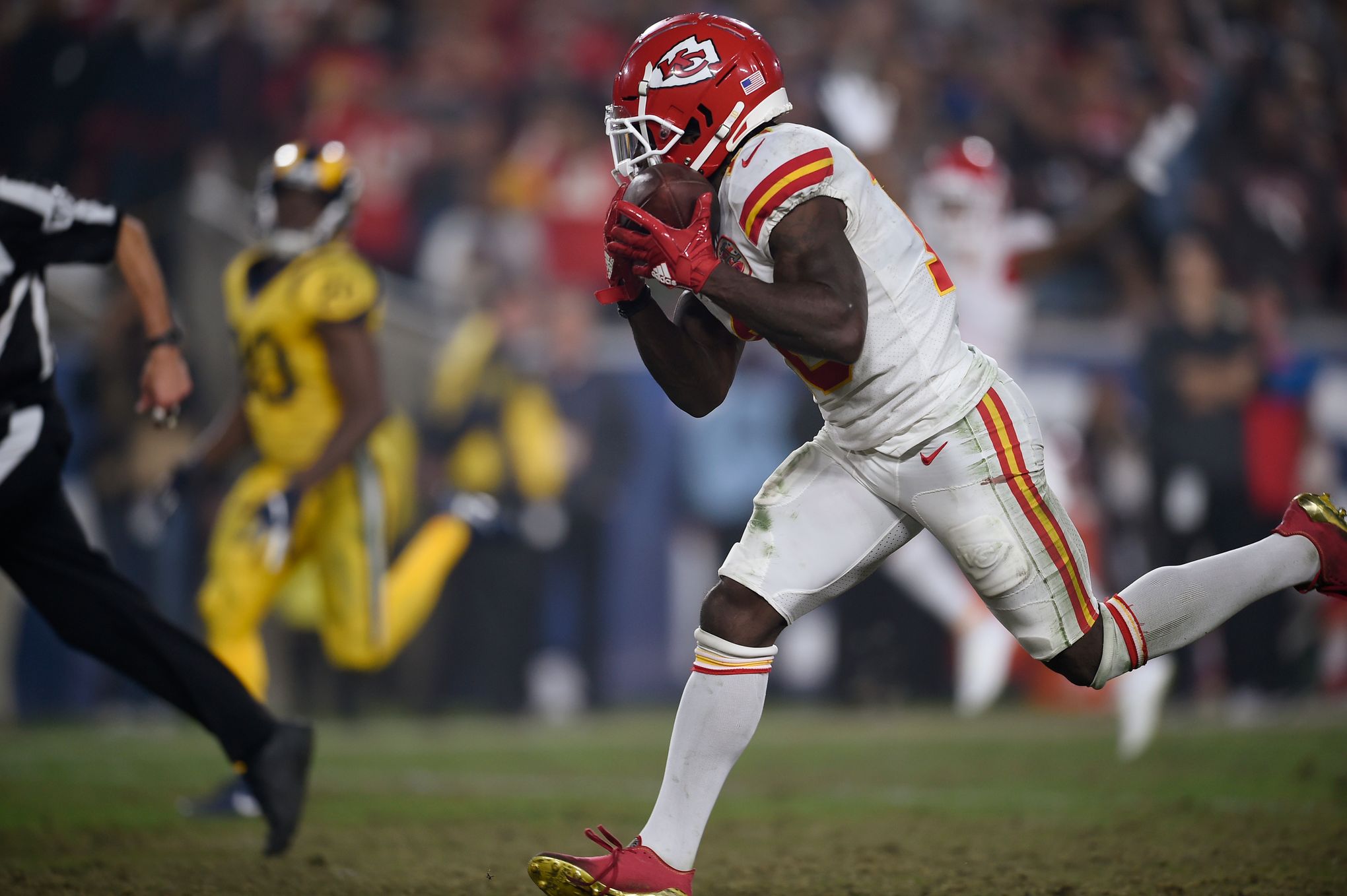 Chiefs' Tyreek Hill could be punished by NFL for his peace sign