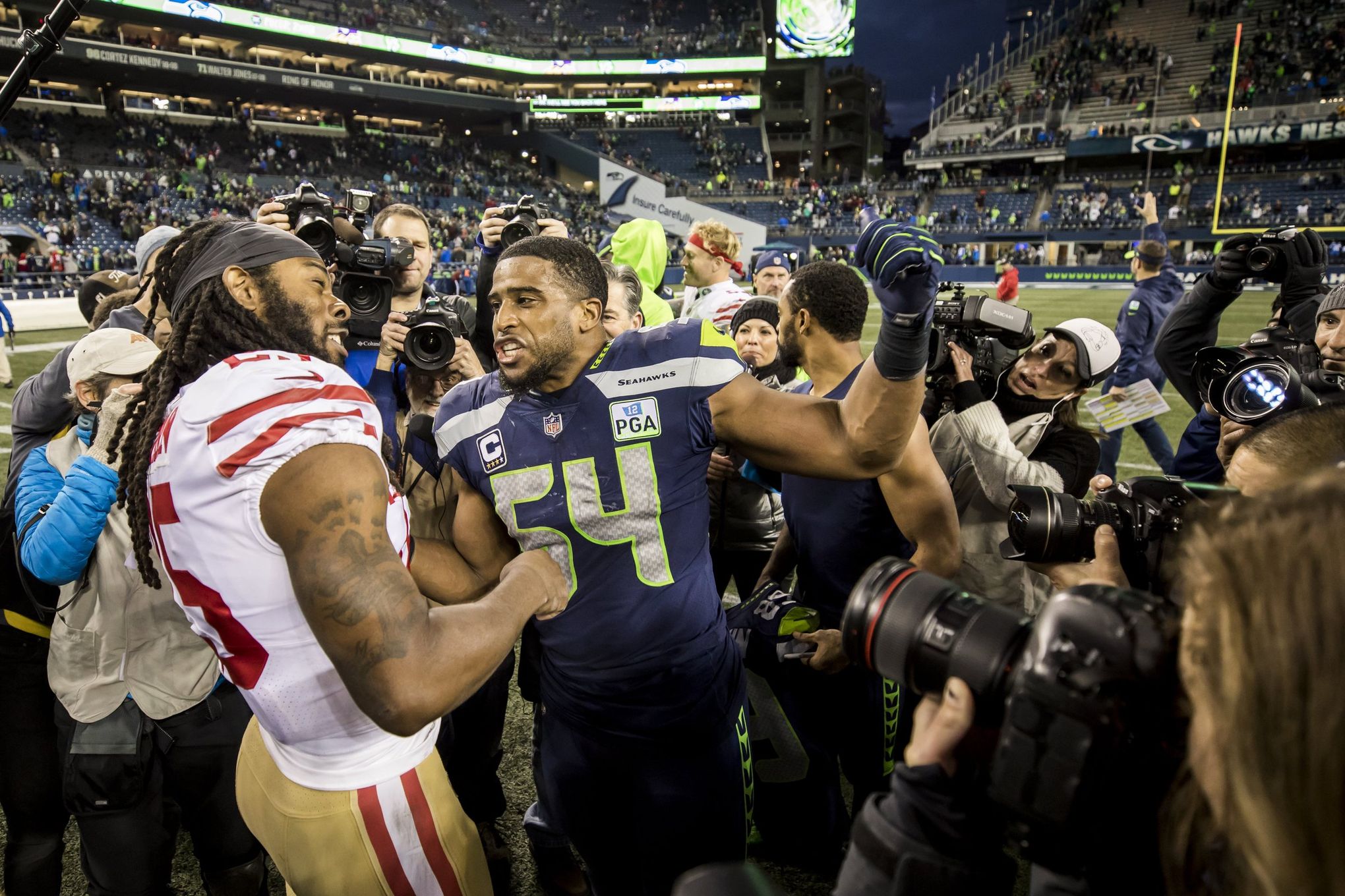 Sherman, Wilson help Seahawks feast on 49ers, 19-3