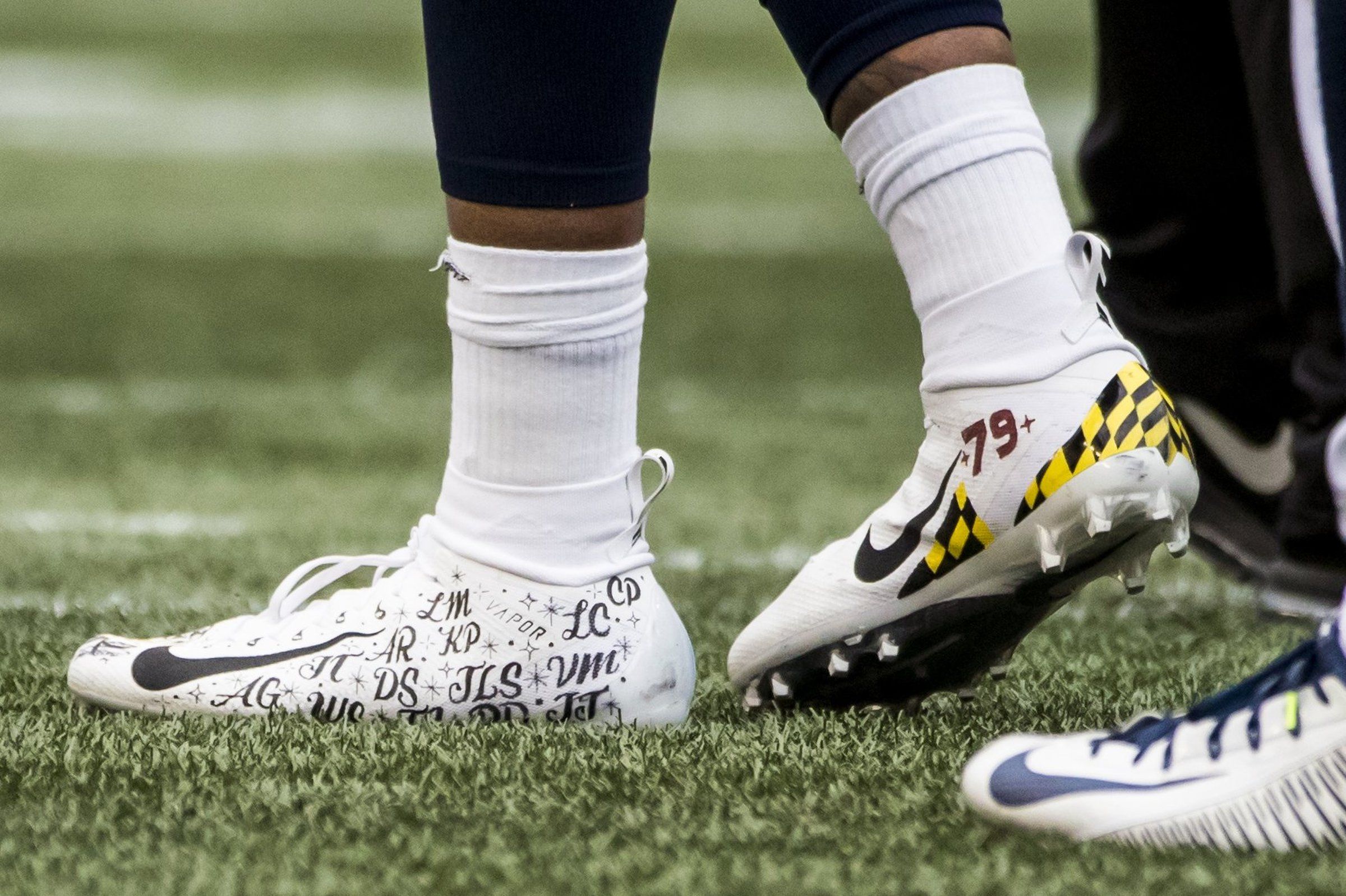 Seahawks football clearance cleats