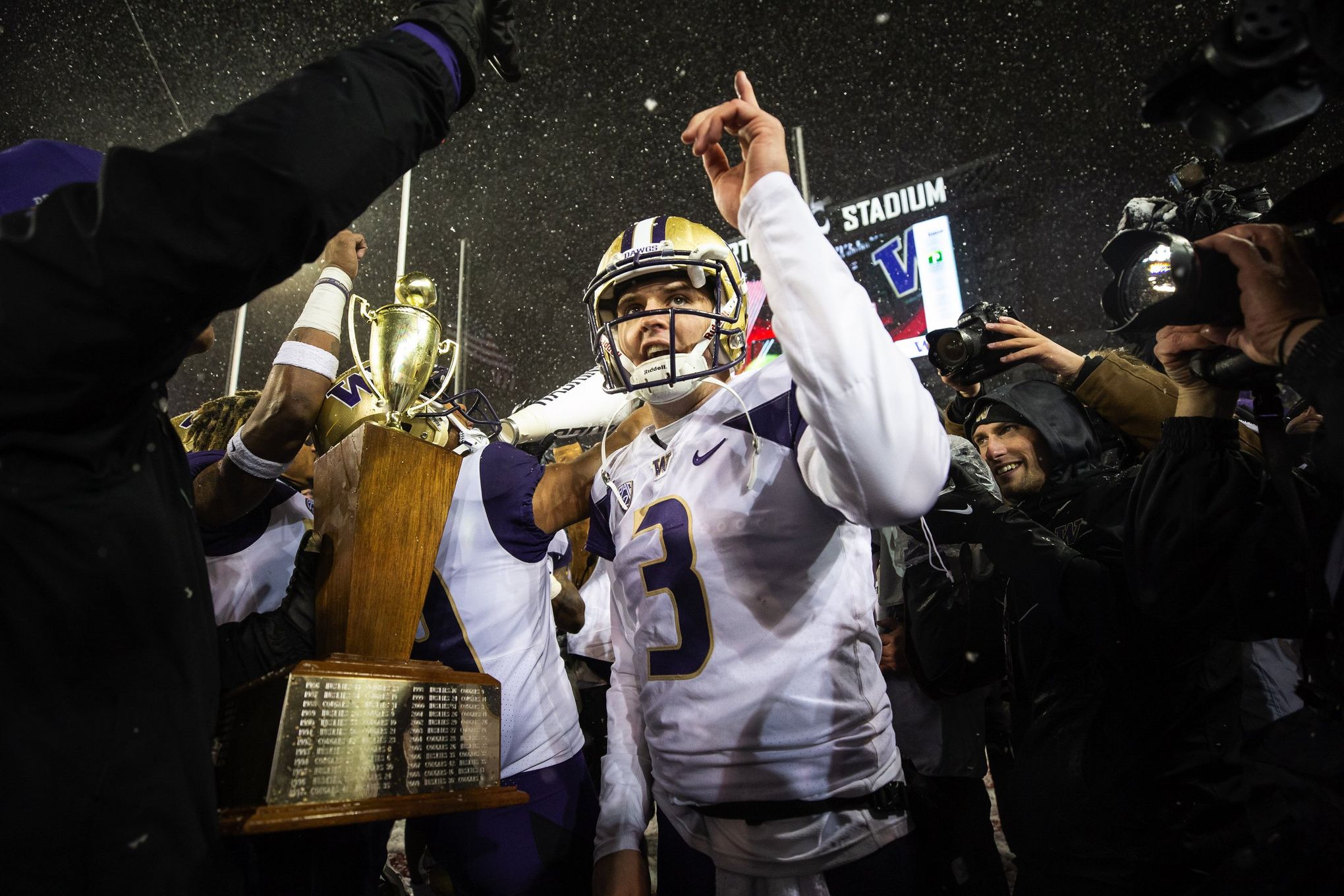 Jake Browning rumors, news (Top 20+ Must-Read Stories)