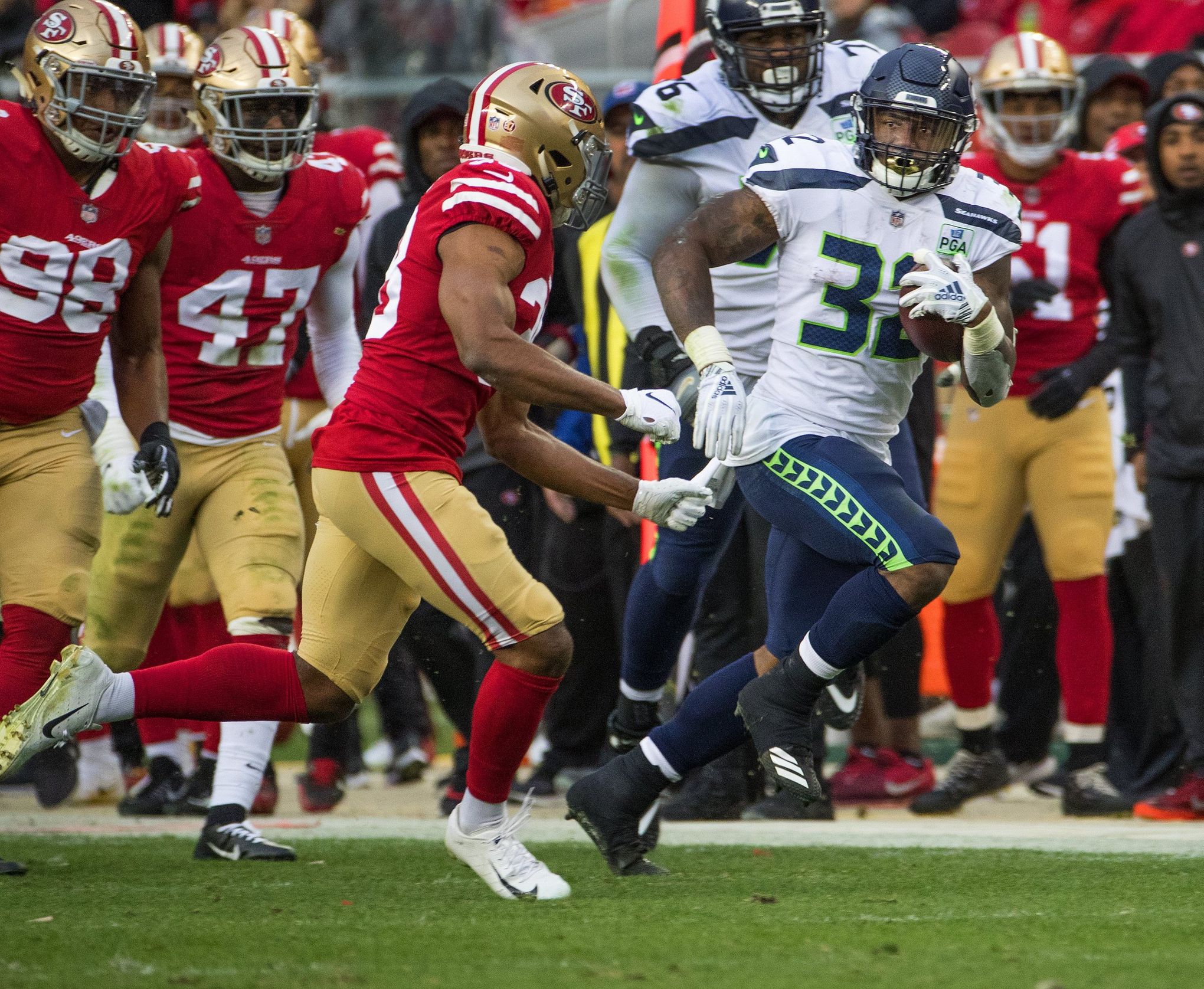 Seahawks RB Chris Carson Proving His Toughness In Fourth Season