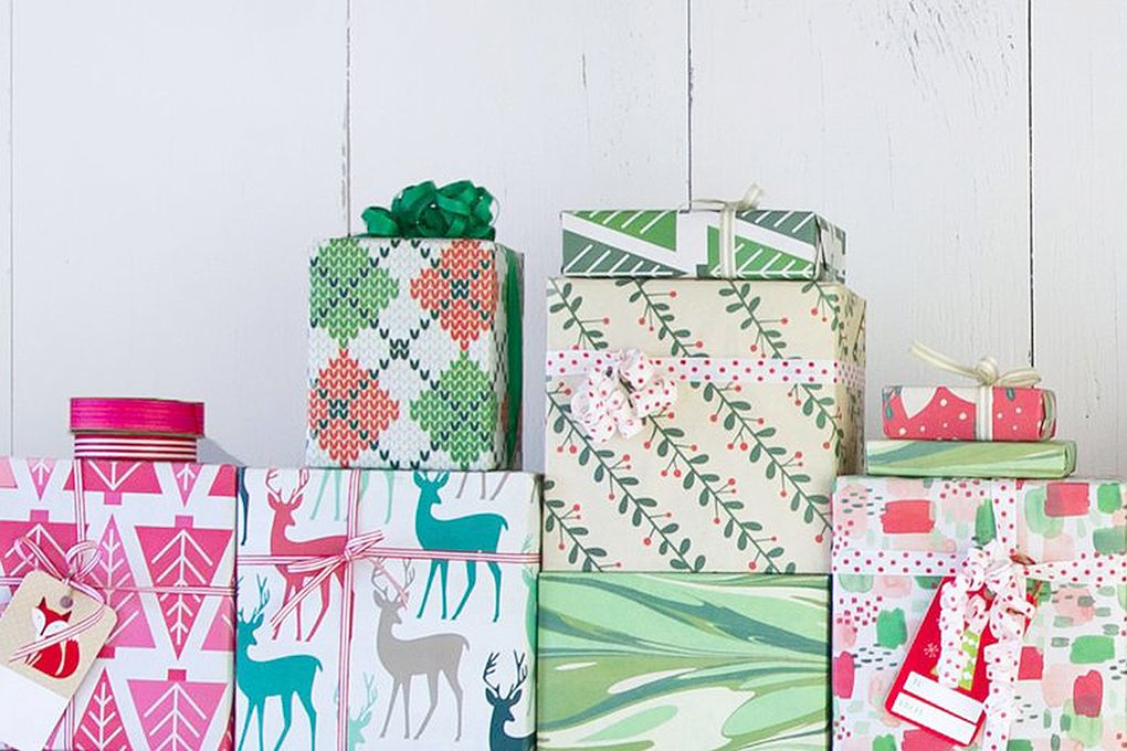 Ecology Center's Guide to Gift Wrap