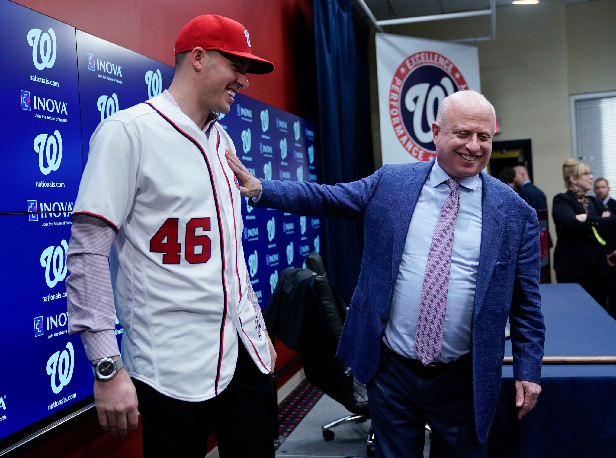 Nats extend manager Martinez, reportedly near new deal with GM Rizzo