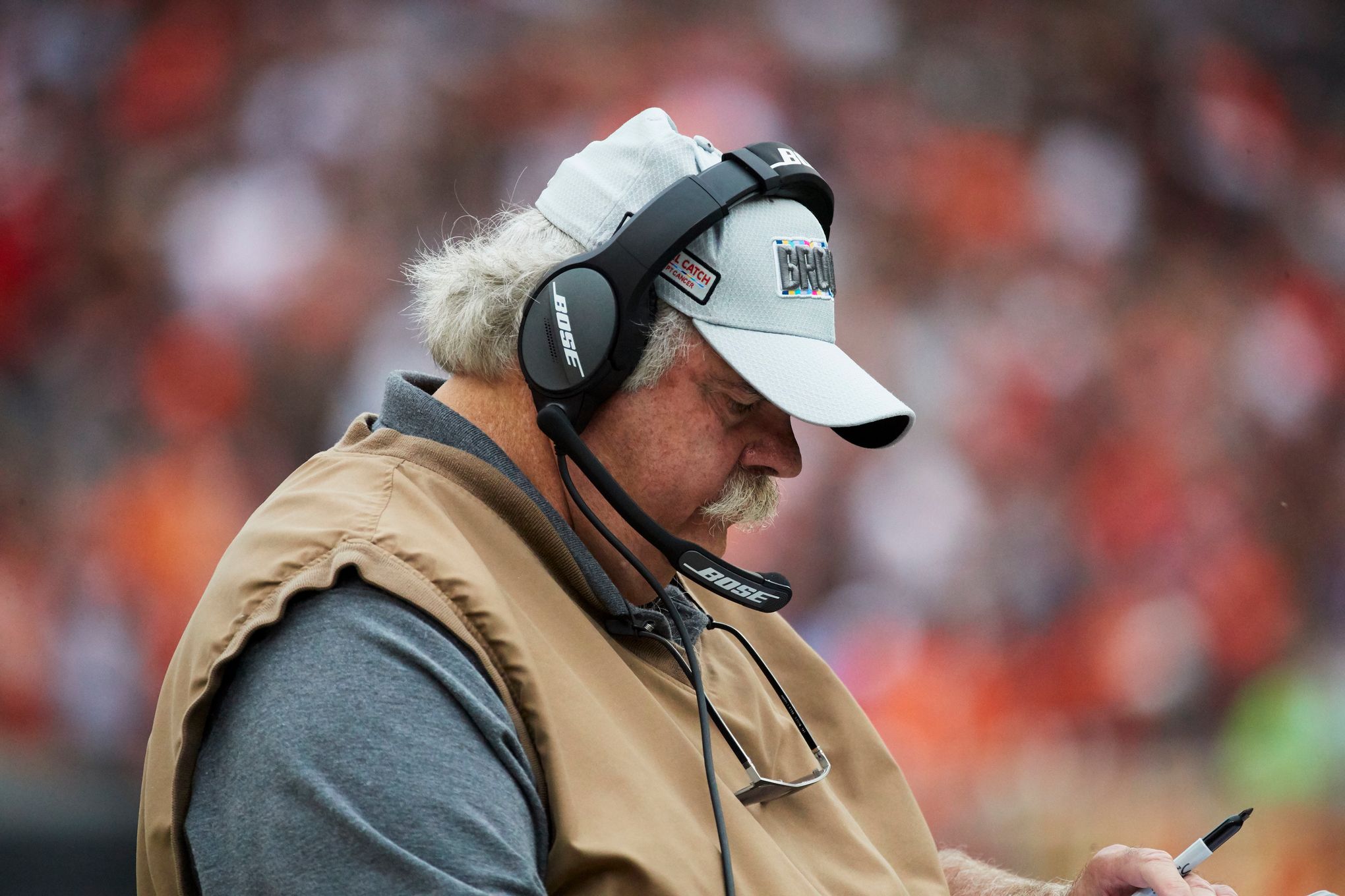 Hard Knocks: Bob Wylie (Browns Offensive Line Coach) 