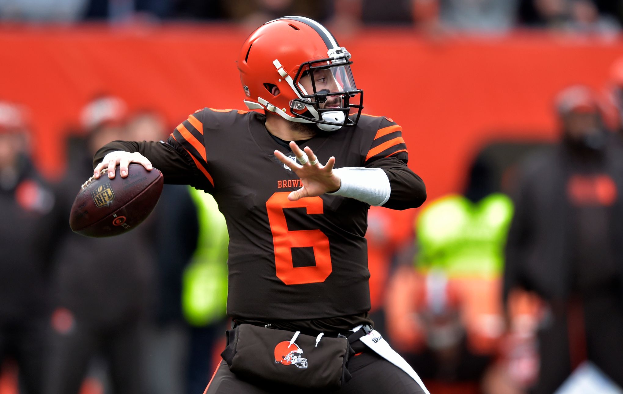 Baker Mayfield throws 5 touchdown passes in second practice with