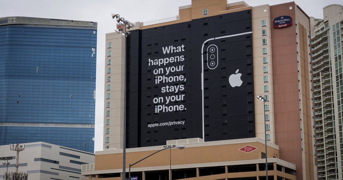 Apple burns Google in giant billboard touting privacy at CES | The ...