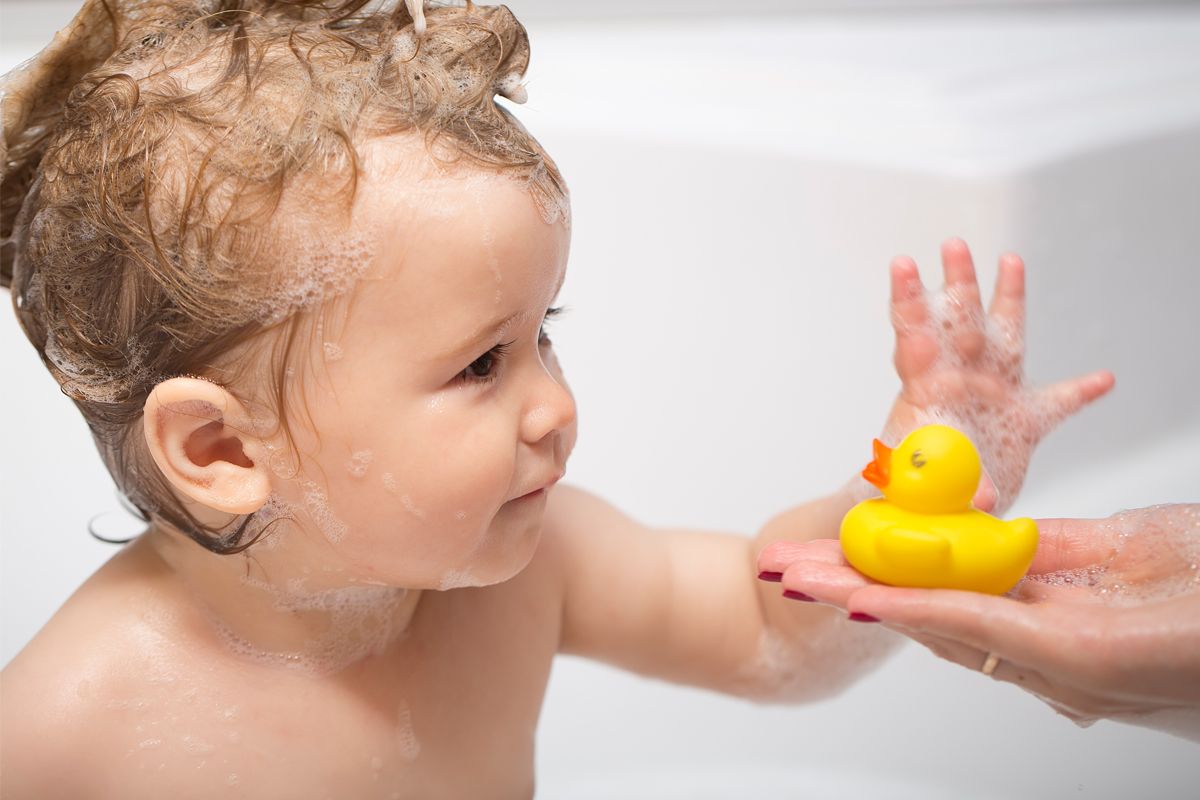 how to clean slimy bath toys