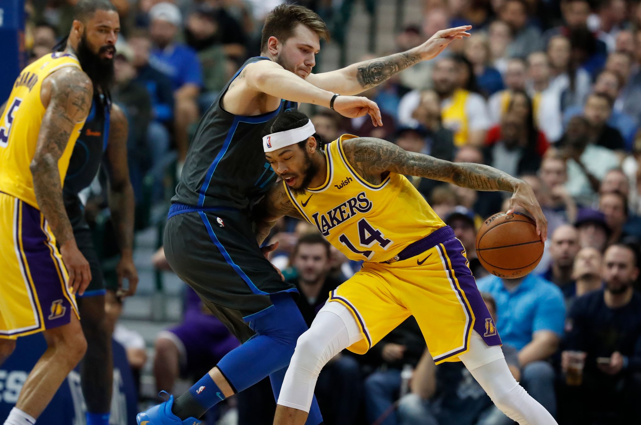 LeBron James, rest of Lakers wish Brandon Ingram 'a speedy