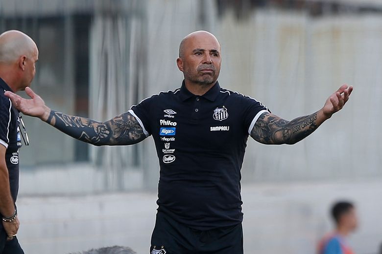 Ex-Argentina coach Sampaoli makes winning start with Santos | The Seattle  Times
