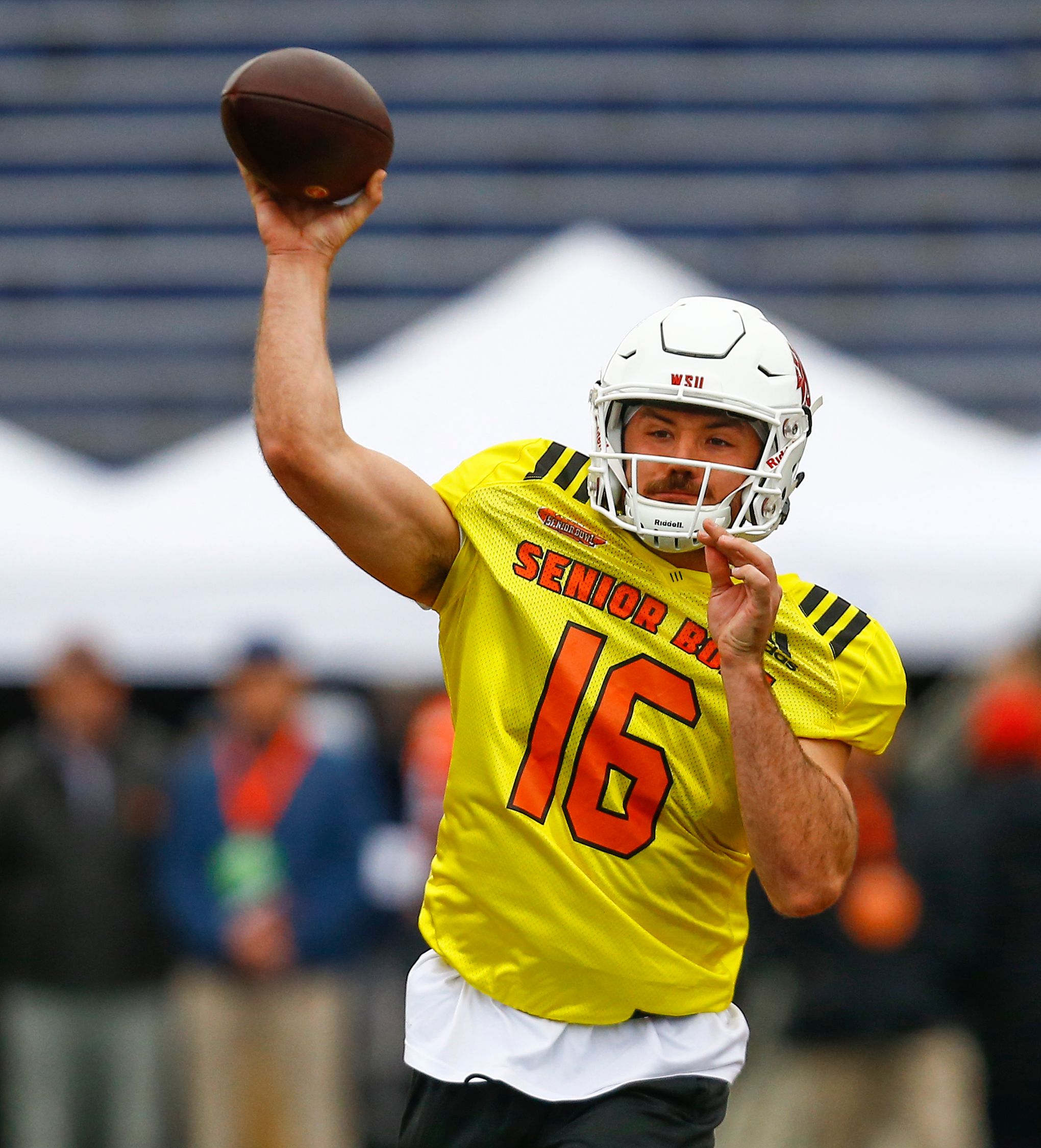 Lock, Jones among quarterback prospects at Senior Bowl